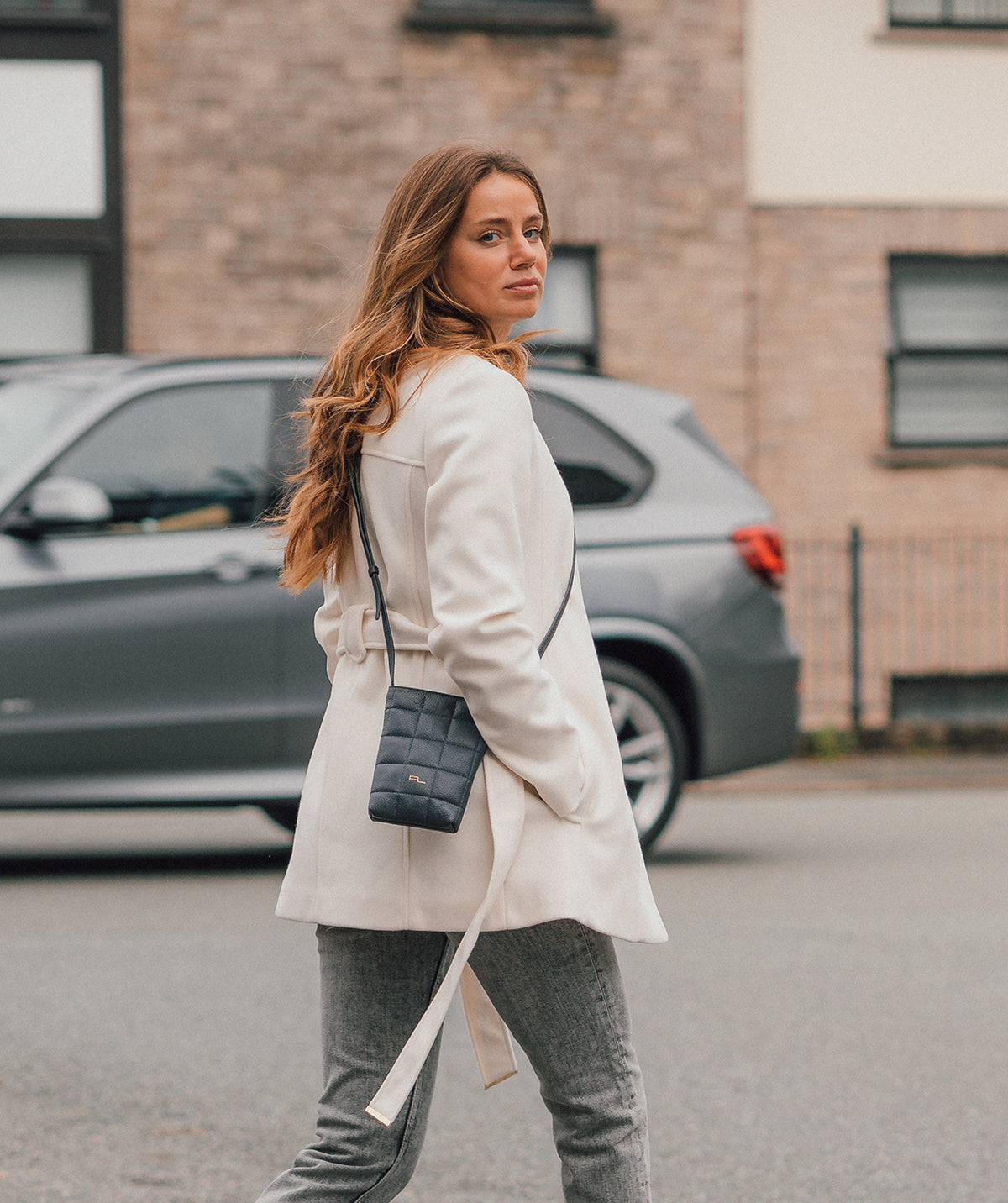 'Elouise' Navy Nappa Leather Cross Body Phone Bag