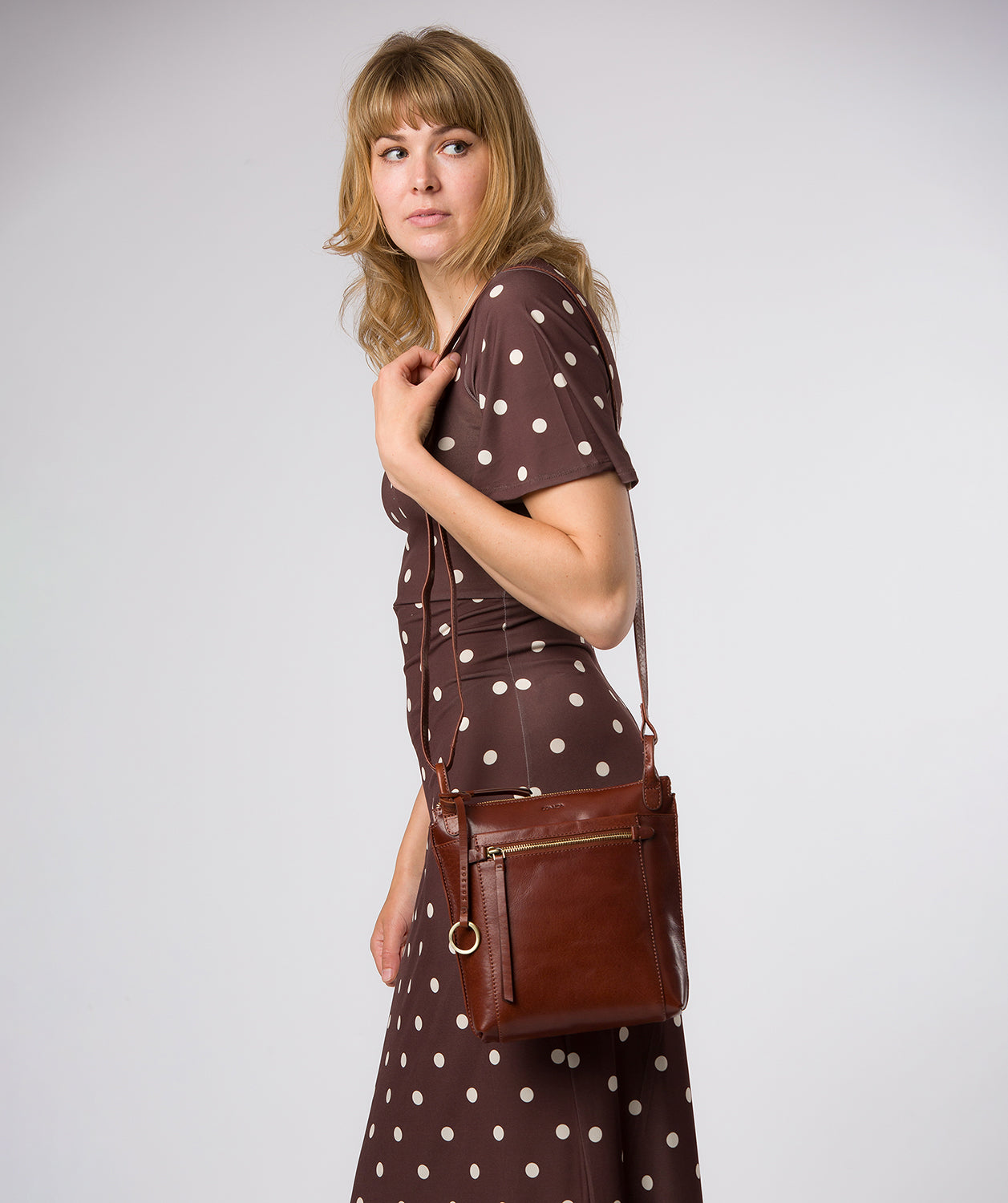 'Zarro' Conker Brown Leather Shoulder Bag