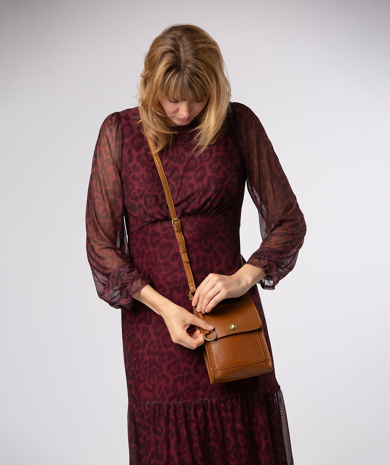 'Coraline' Dark Tan Leather Cross Body Bag