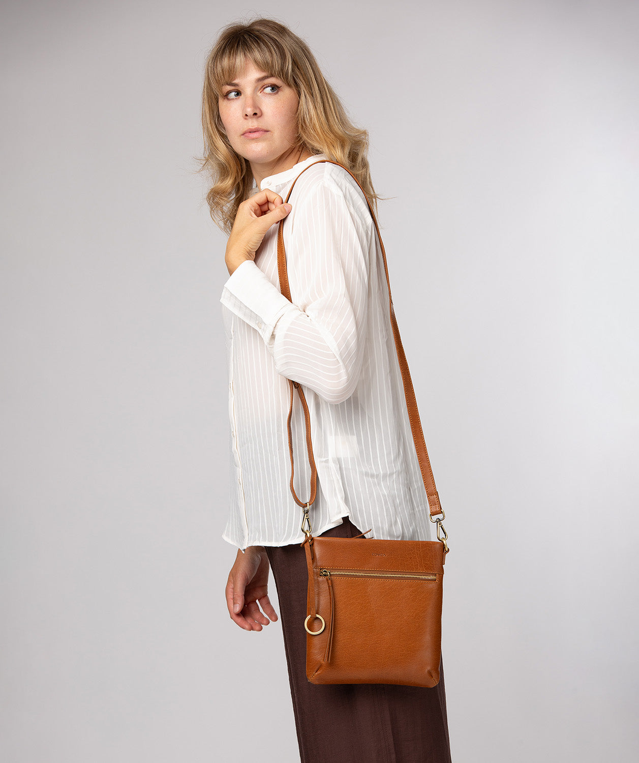 'Dove' Dark Tan Leather Cross Body Bag
