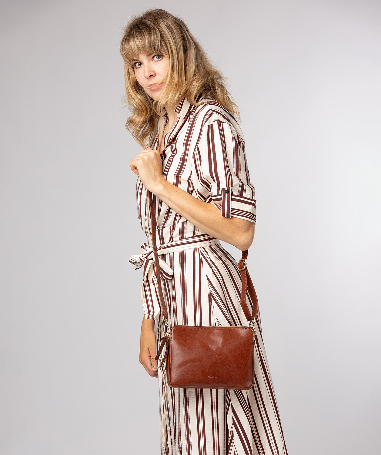 'Robin' Conker Brown Leather Cross Body Bag
