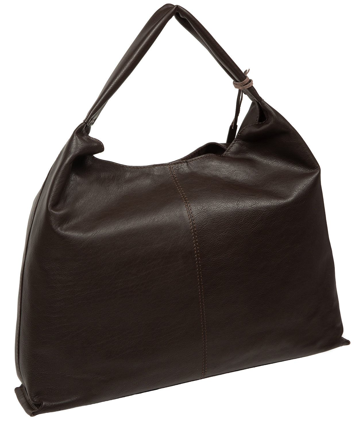 Interior organisation with slip and zip pockets detail