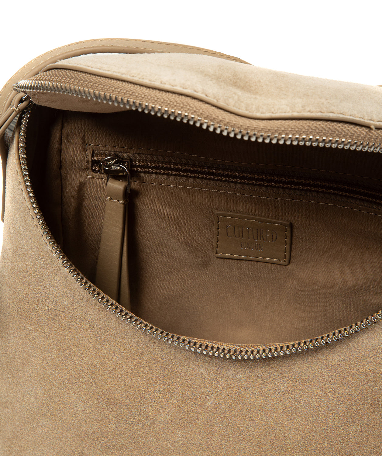 interior main compartment with dedicated zipped pocket