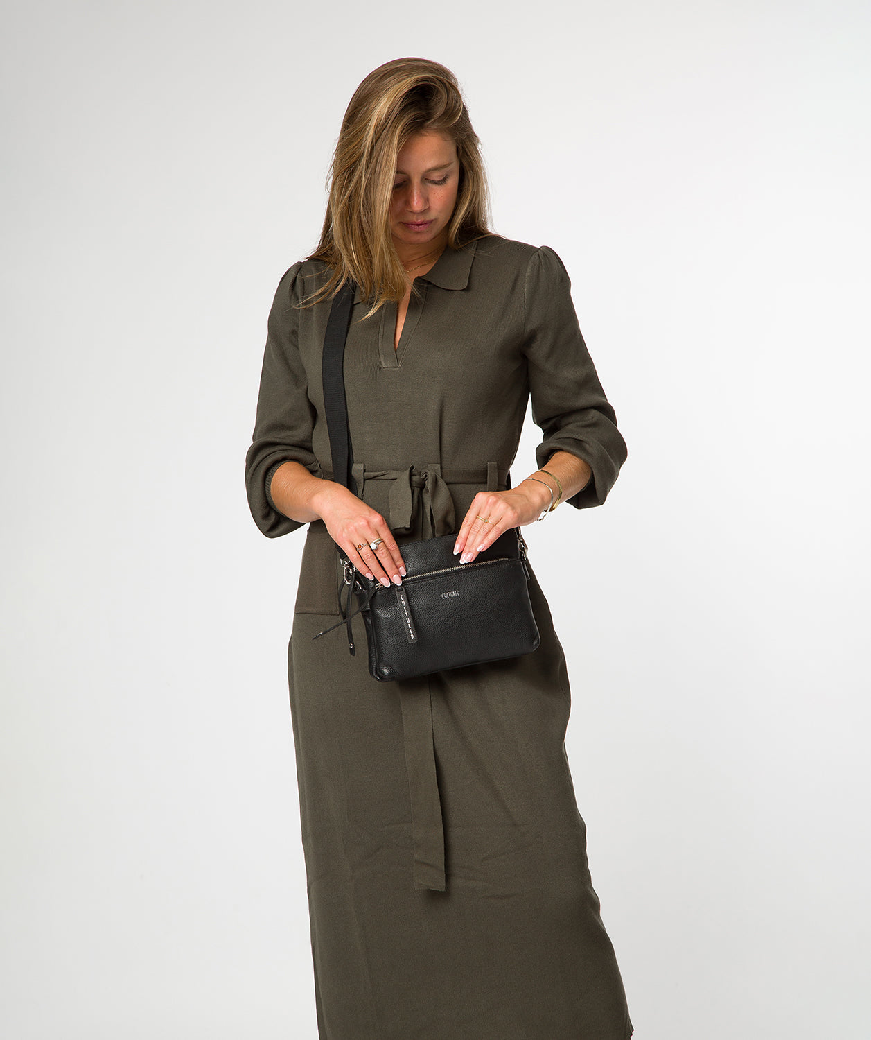 Exterior front zipped pocket for secure storage