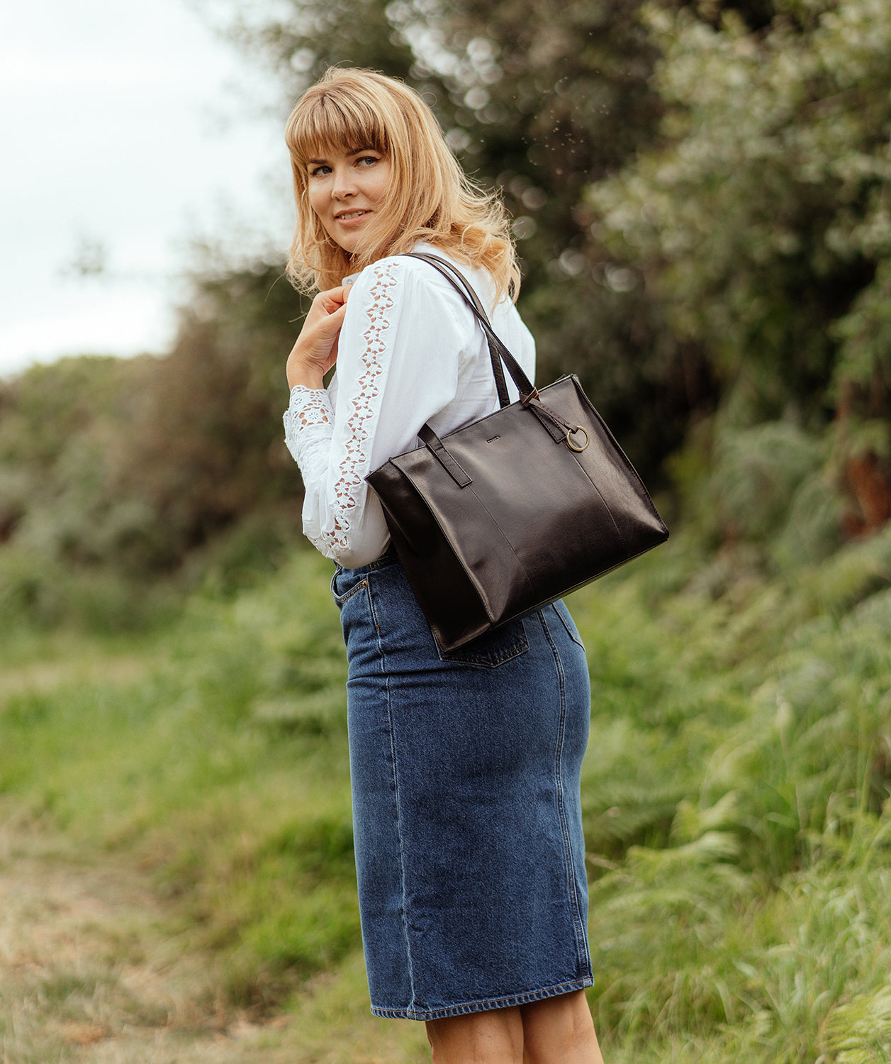 'Bella' Black Leather Tote Bag