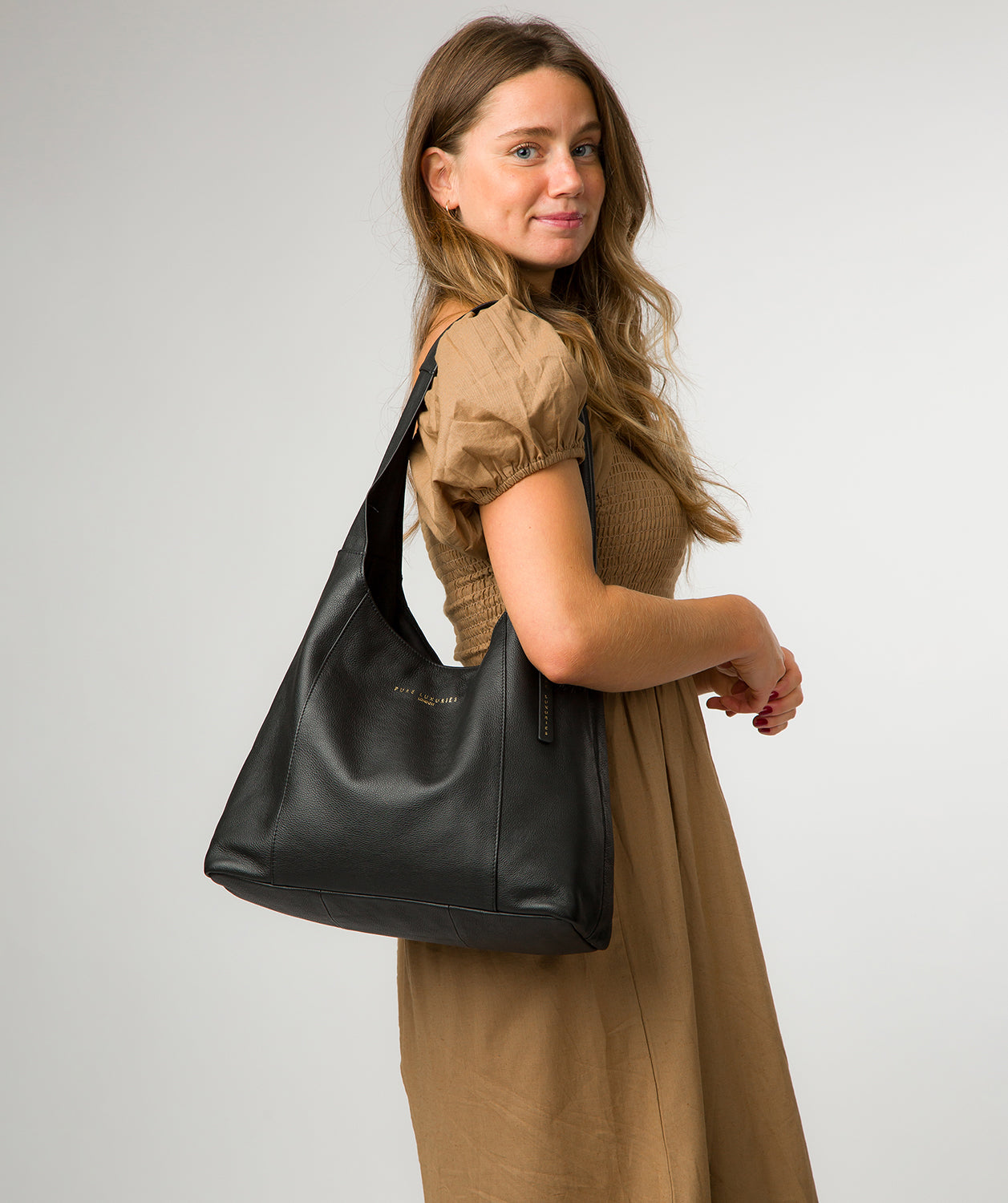 'Nina' Black Leather Shoulder Bag