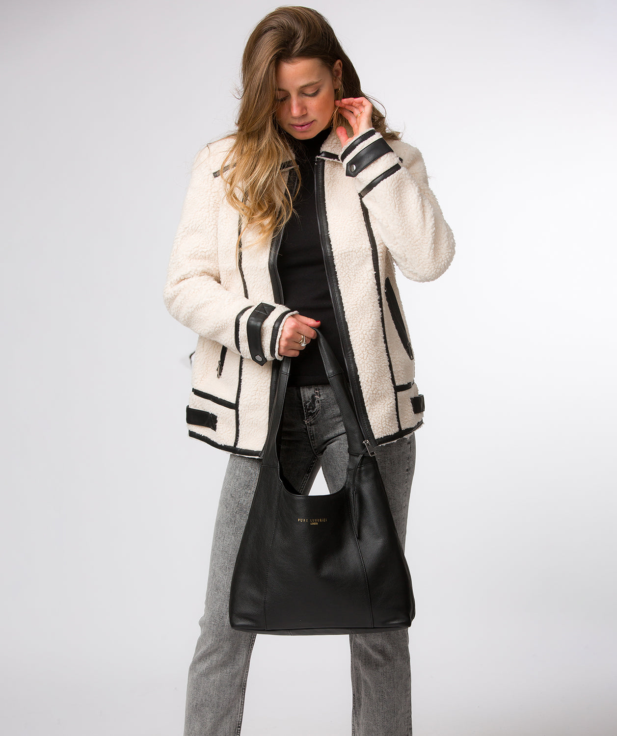 'Nina' Black Leather Shoulder Bag