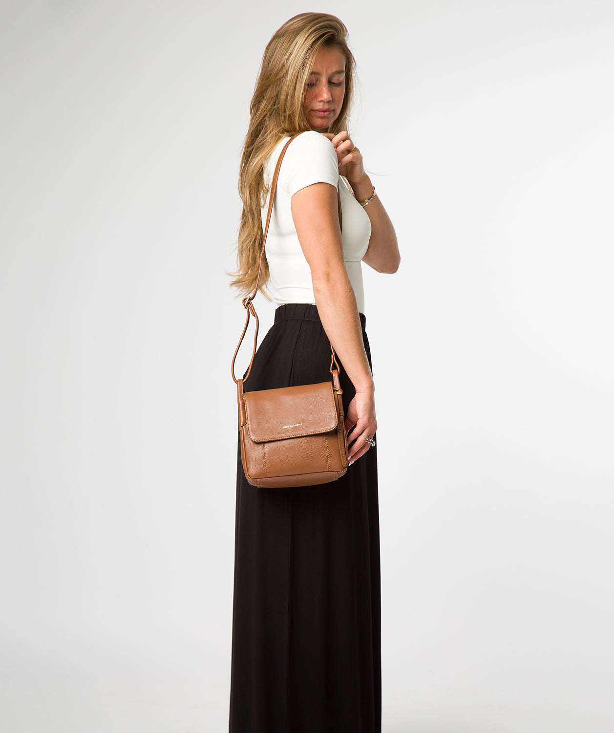 'Elston' Tan Leather Cross Body Bag