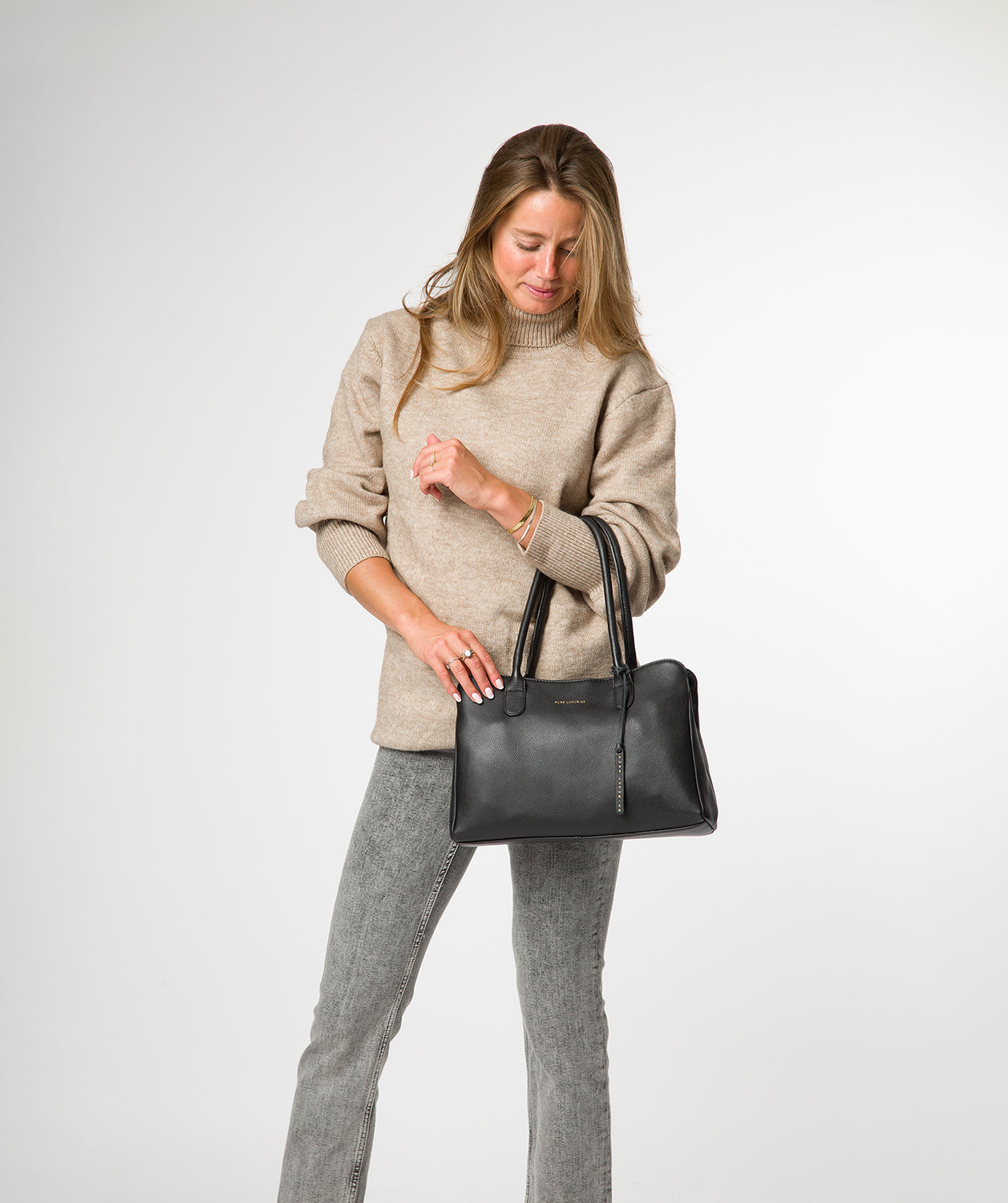 'Aysgarth' Black Leather Handbag