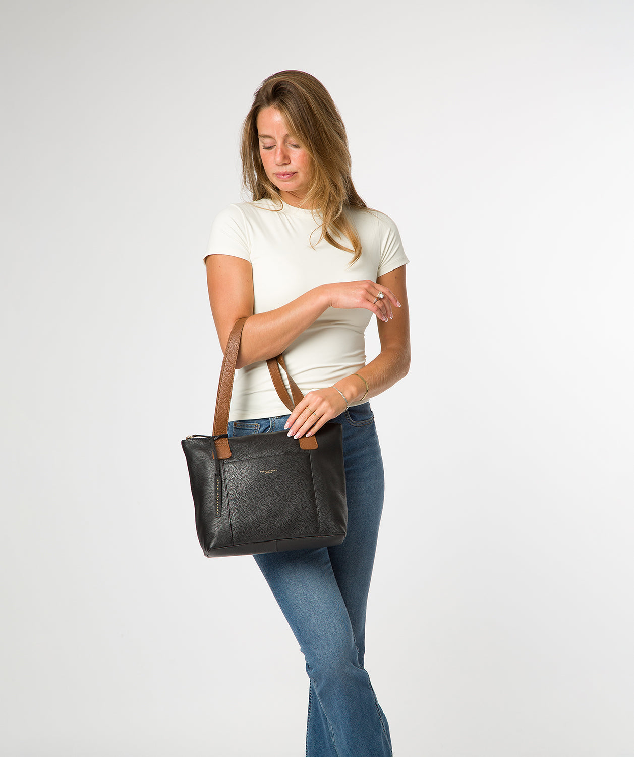 'Yondo' Black & Rich Tan Leather Tote Bag
