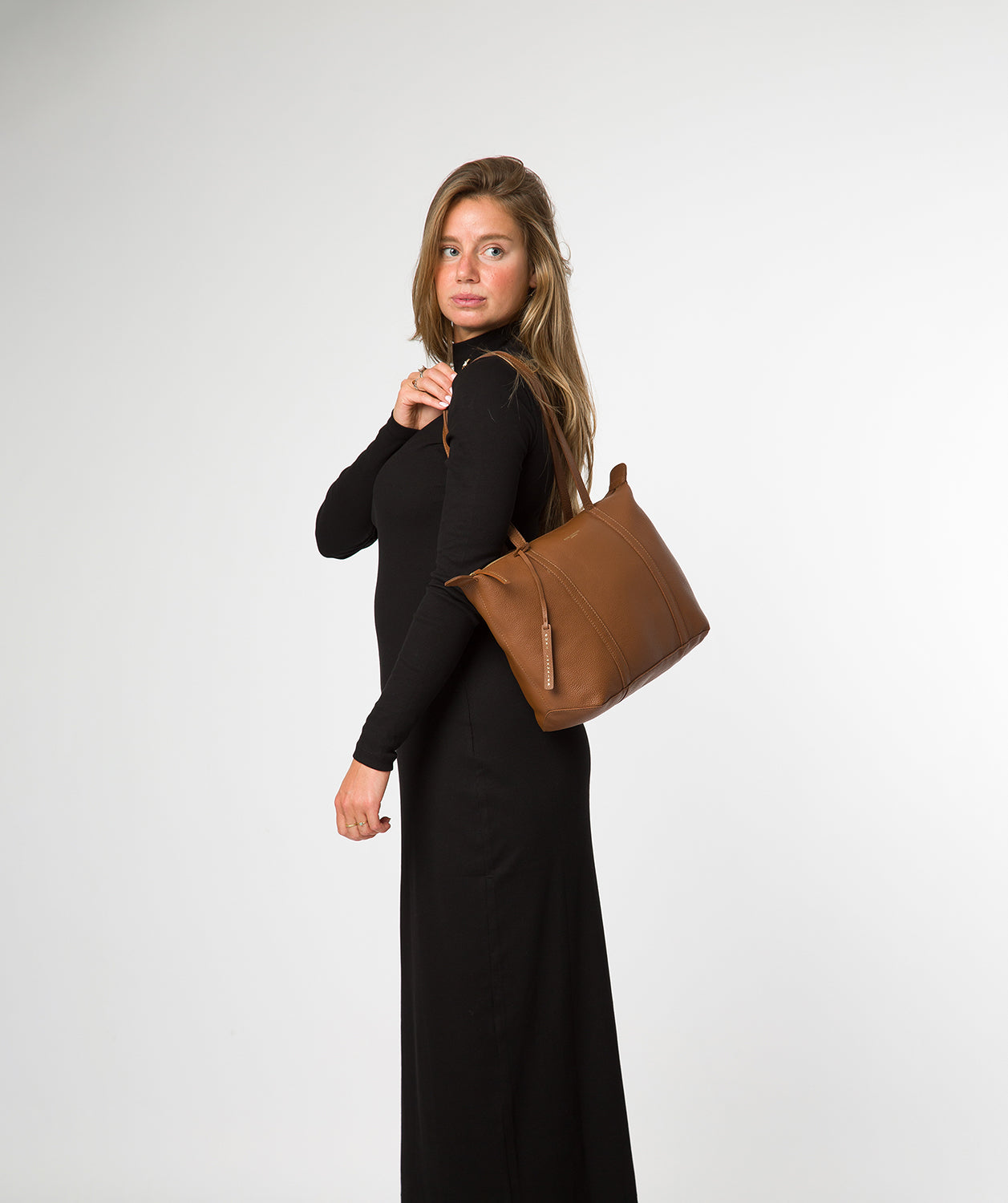 'Niva' Rich Tan Leather Tote Bag