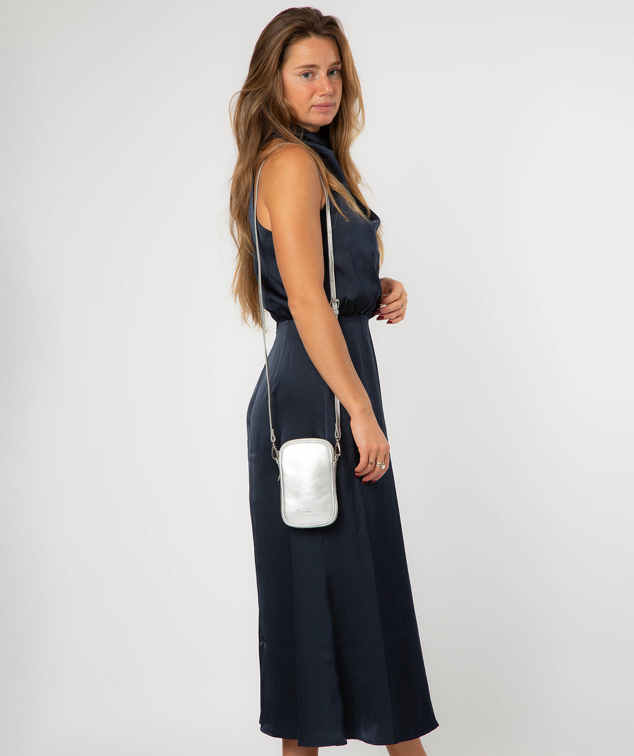 'Cosima' Metallic Silver Leather Cross Body Phone Bag