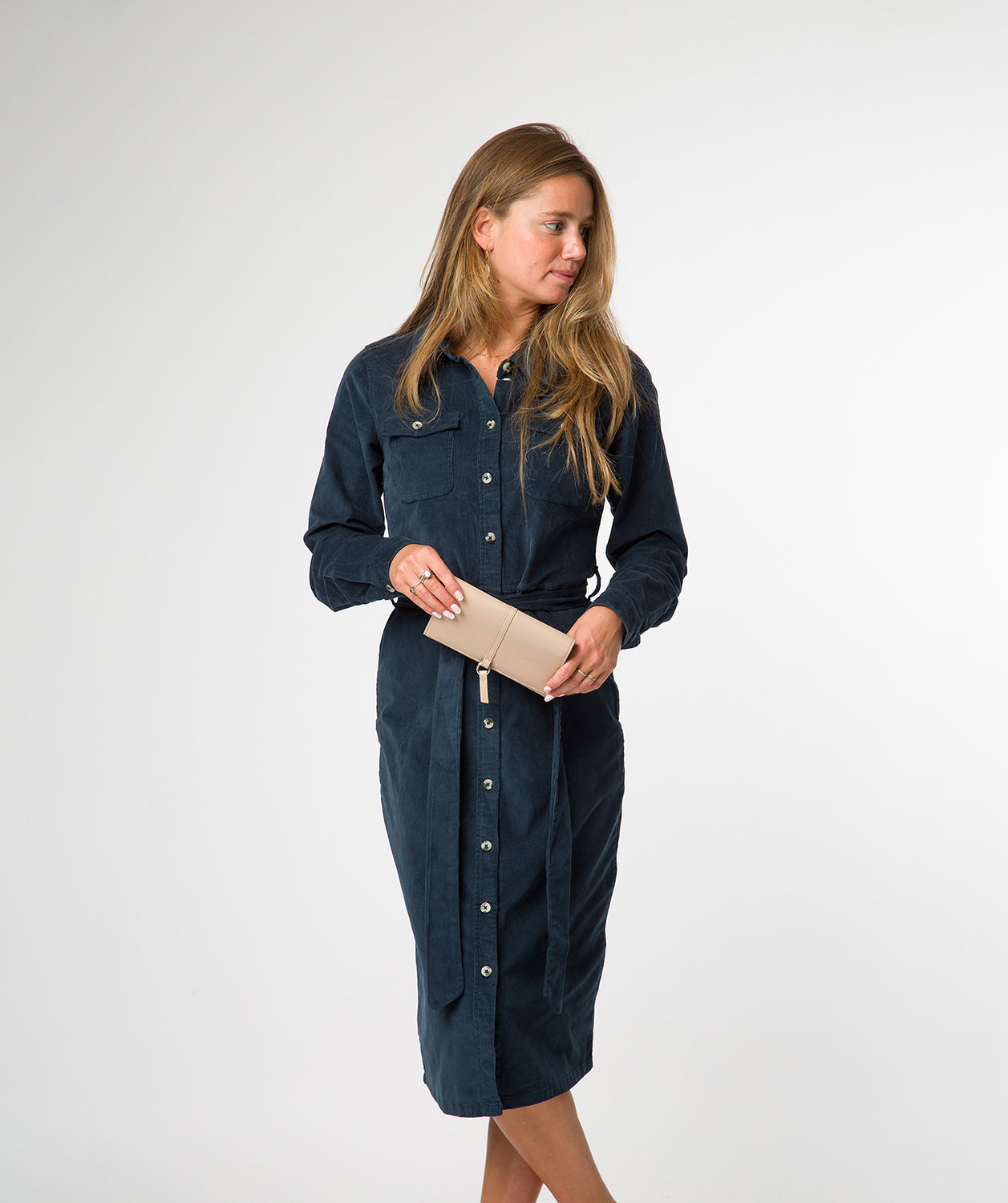 'Isla' Latte Leather Purse