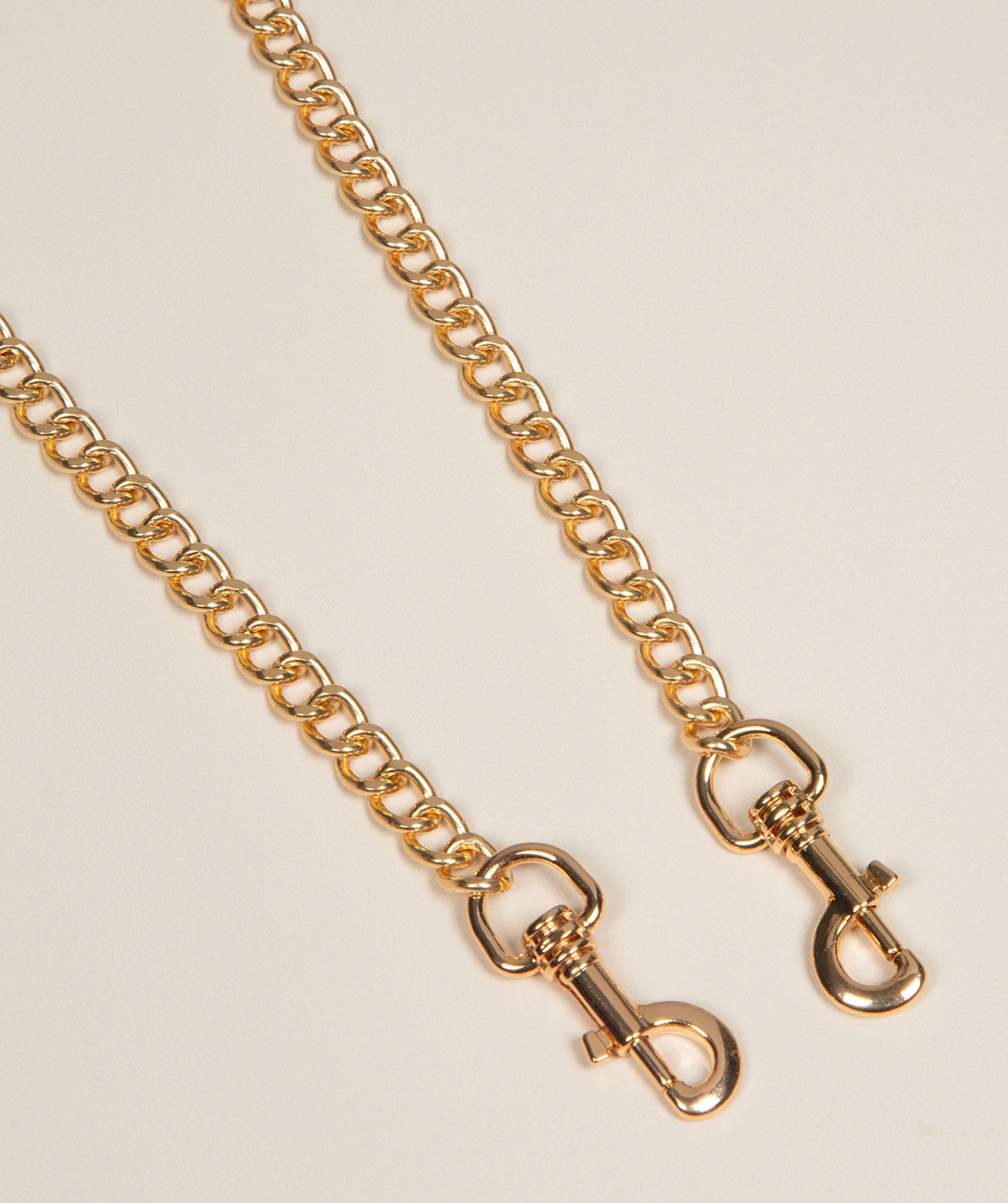 Strap Gold Oval Chain