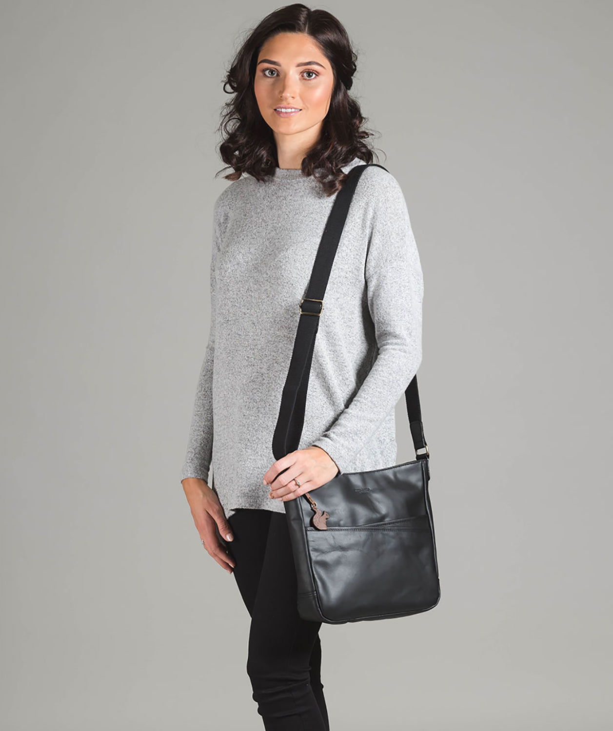 'Bow' Vintage Black Handcrafted Leather Bag