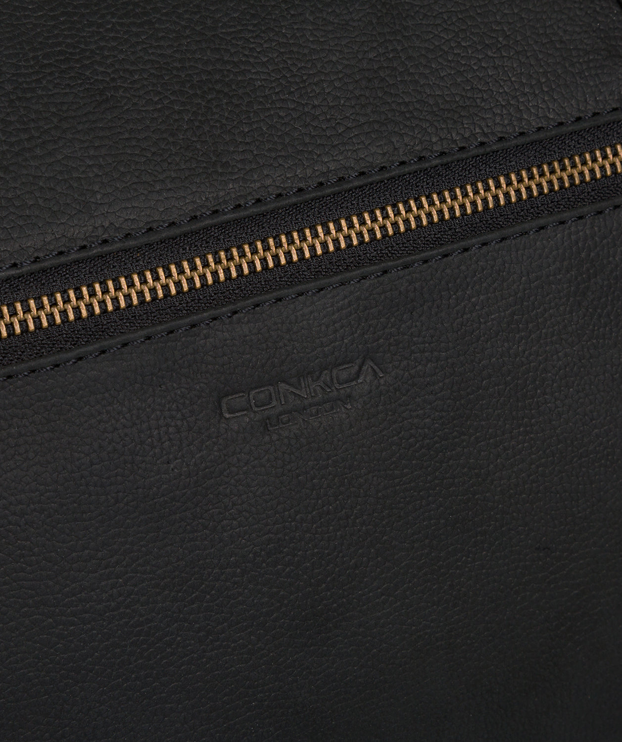 'Storey' Vintage Black Leather Holdall