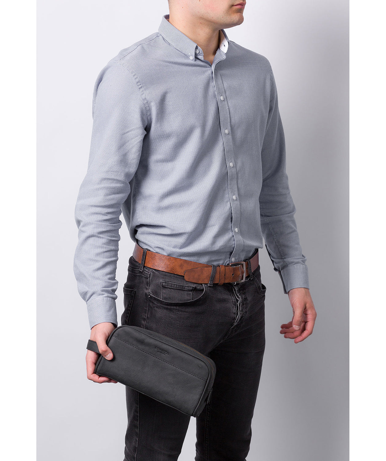 'Rudkin' Vintage Black Leather Washbag image 2