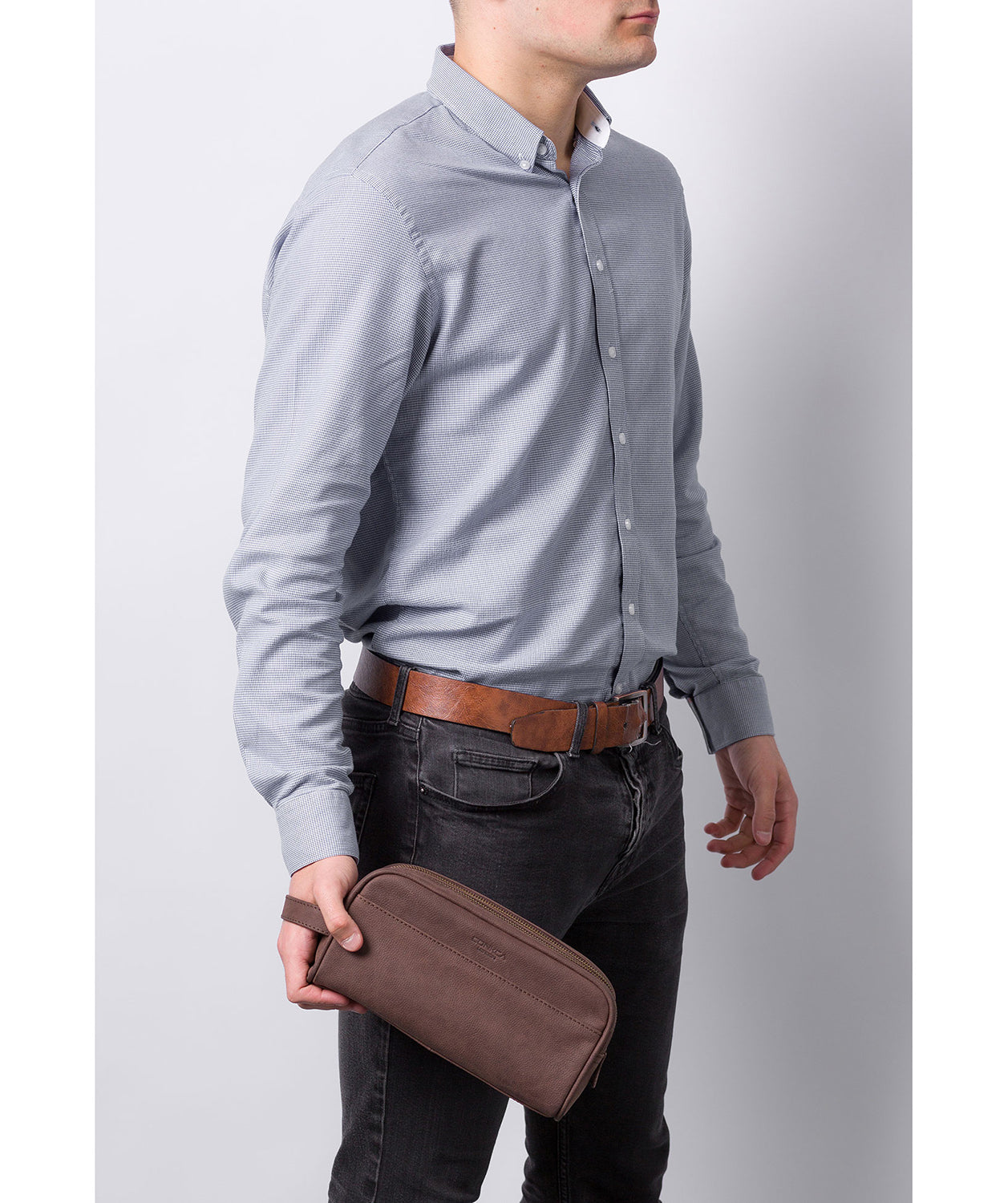 'Rudkin' Vintage Brown Leather Washbag image 2