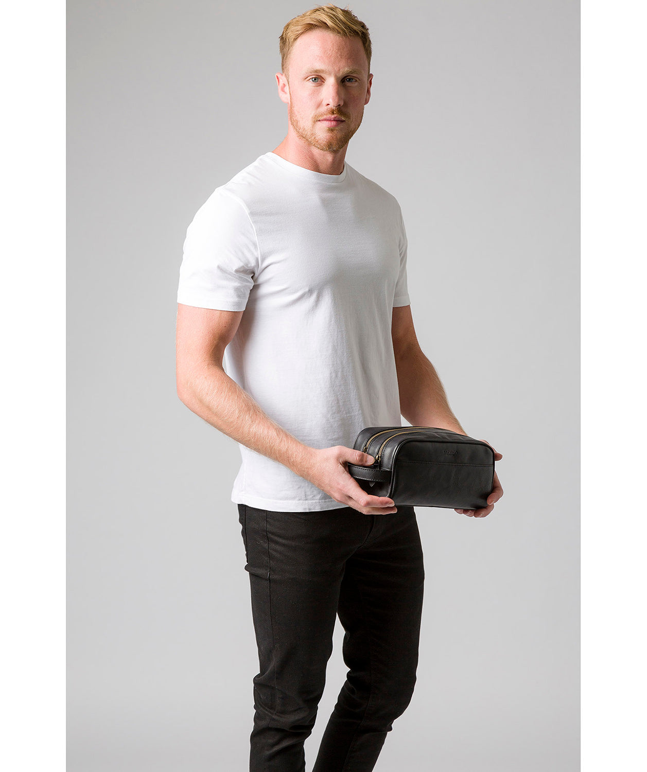 'Alberto' Black Leather Washbag image 2