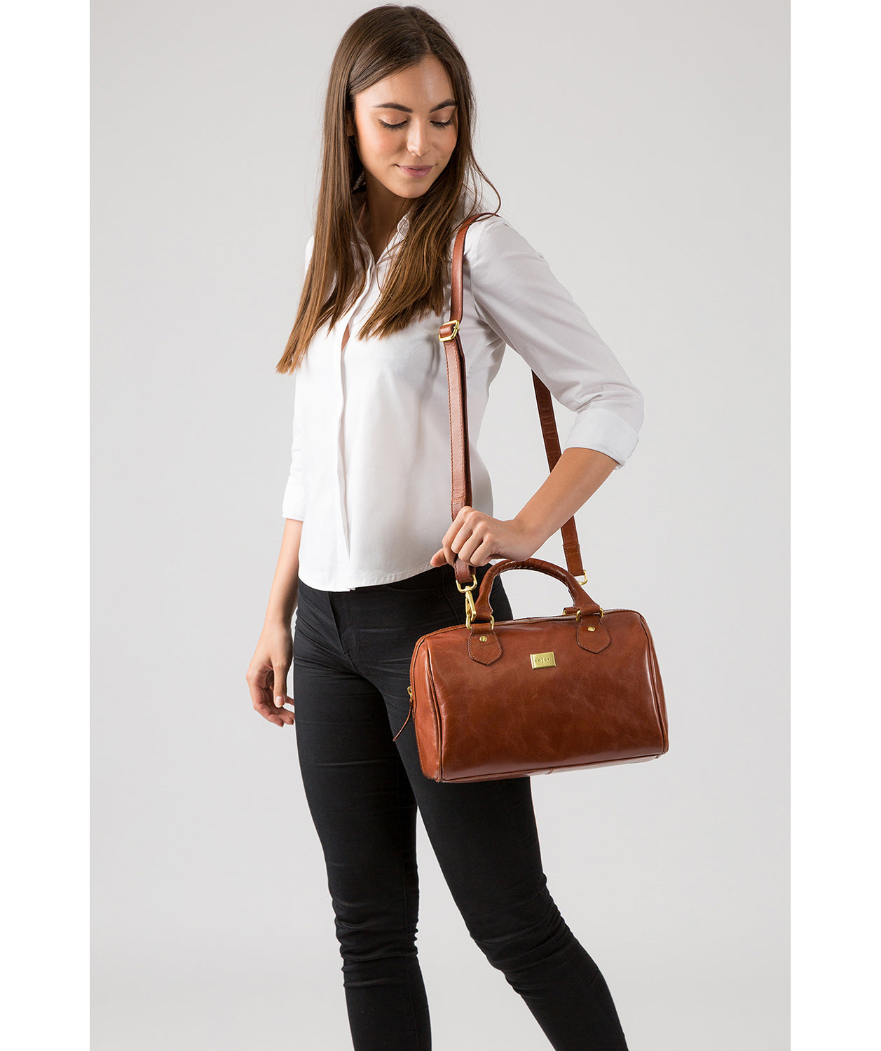 'Arona' Italian Inspired Chestnut Leather Handbag
image 7