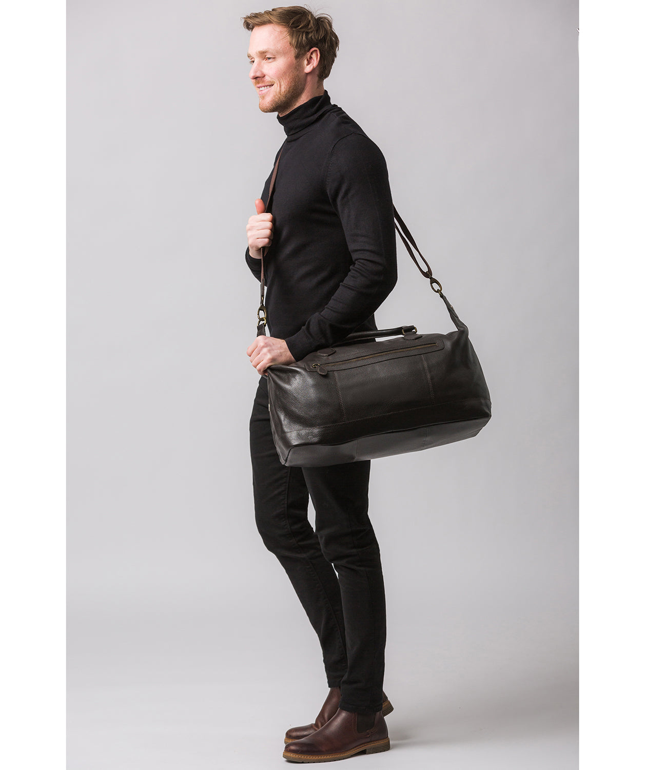 'Harbour' Brown Leather Holdall