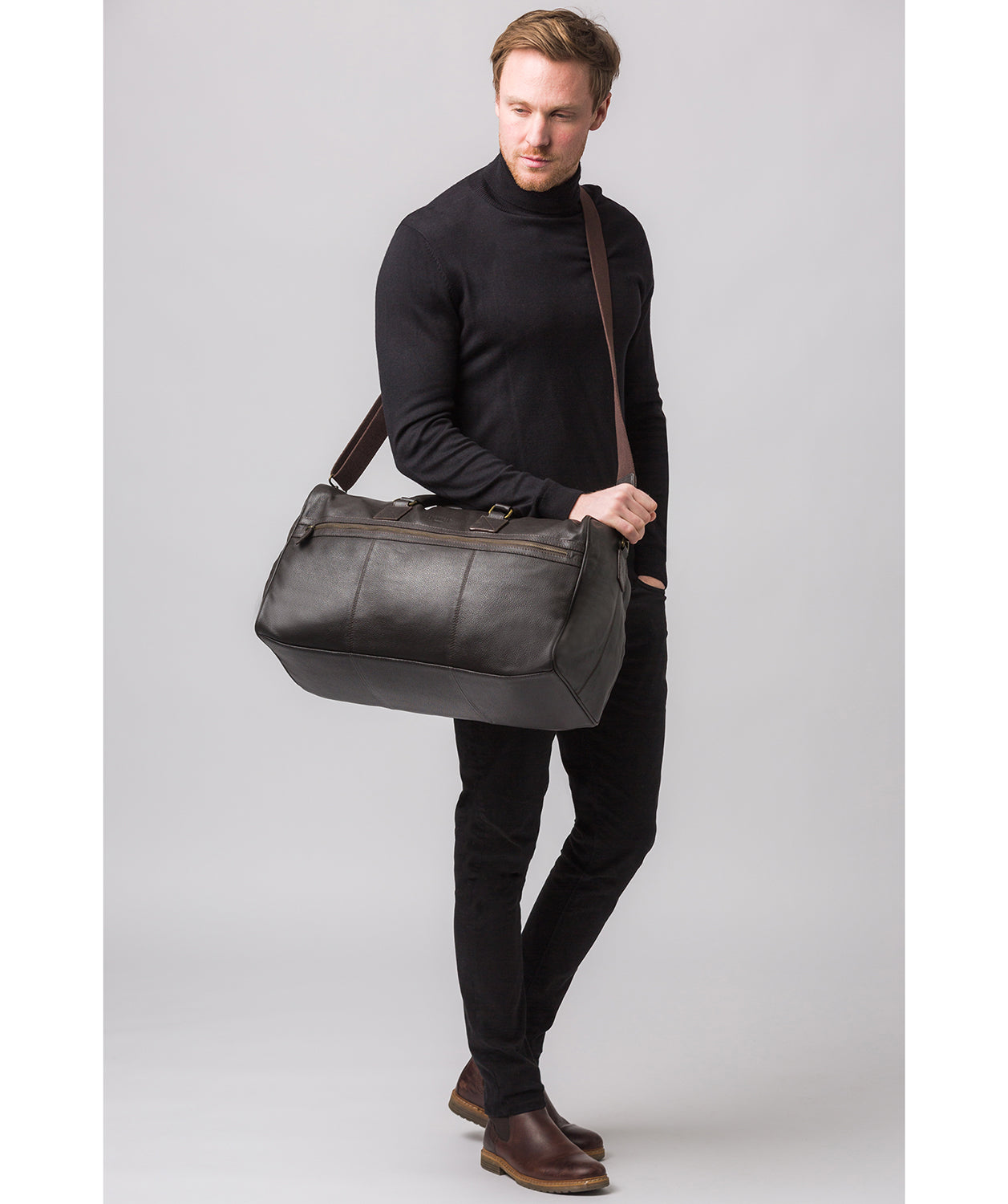'Helm' Brown Leather Holdall