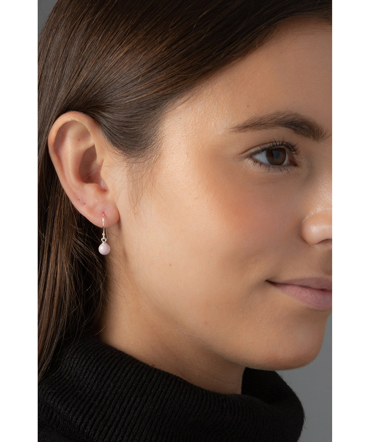 'Ipy' Silver Round Earrings with Crystals image 2