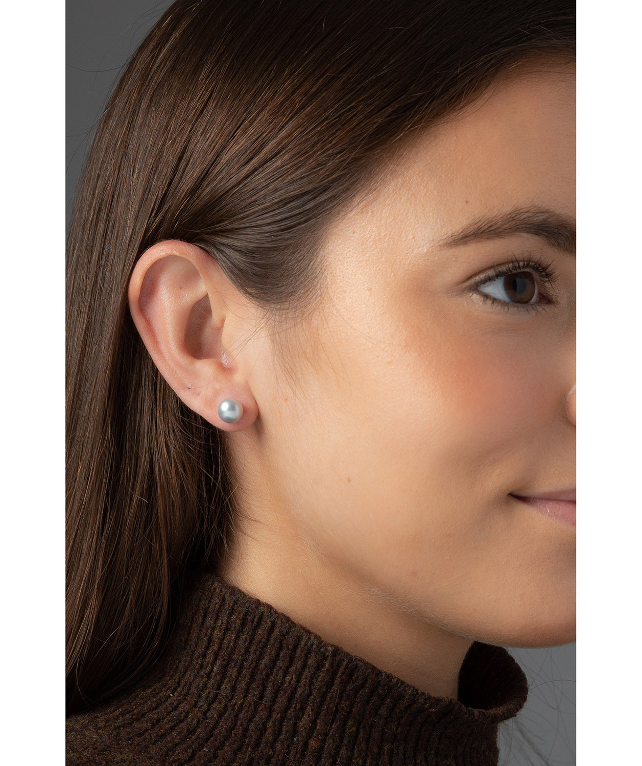 'Odelia' 8-8.5mm Grey Cultured Mabe Pearl Button Earrings image 2