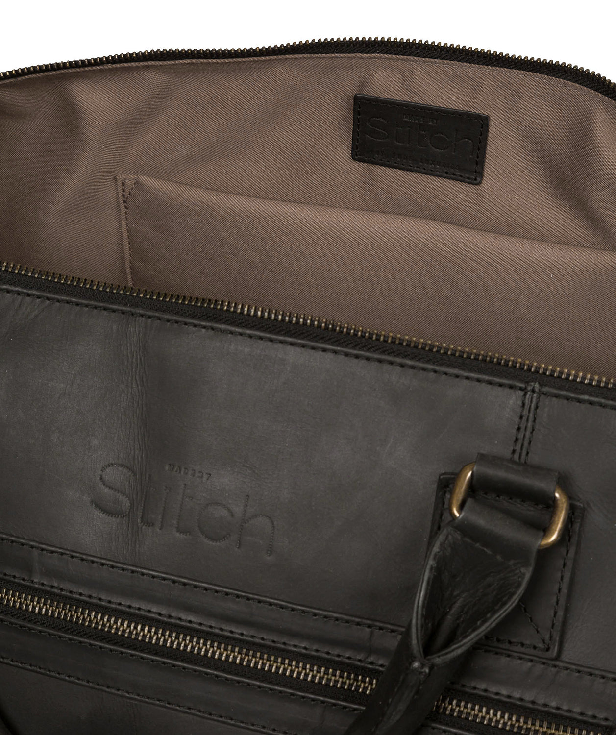 'Shuttle' Matte Black Leather Holdall image 4