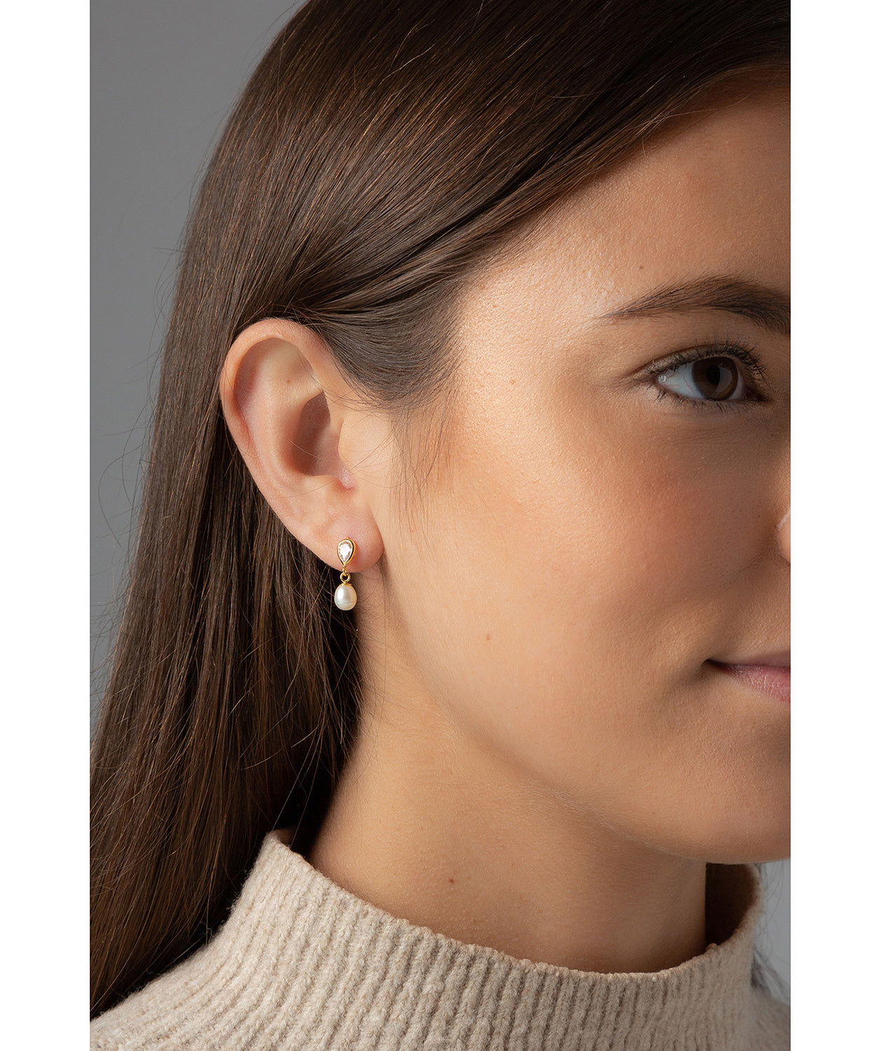 Gift Packaged 'Ellie' 9ct Yellow Gold & Freshwater Pearl Teardrop Earrings