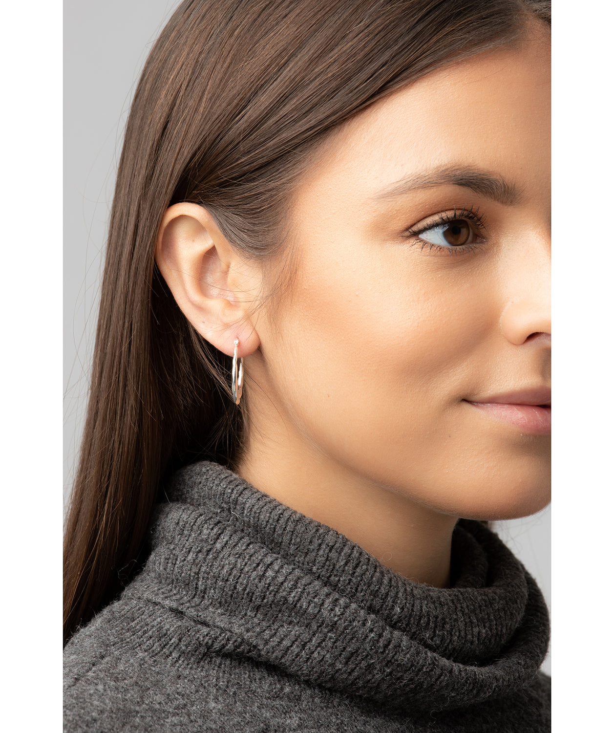 'Peitho' Sterling Silver Twisted Oval Creole Earrings