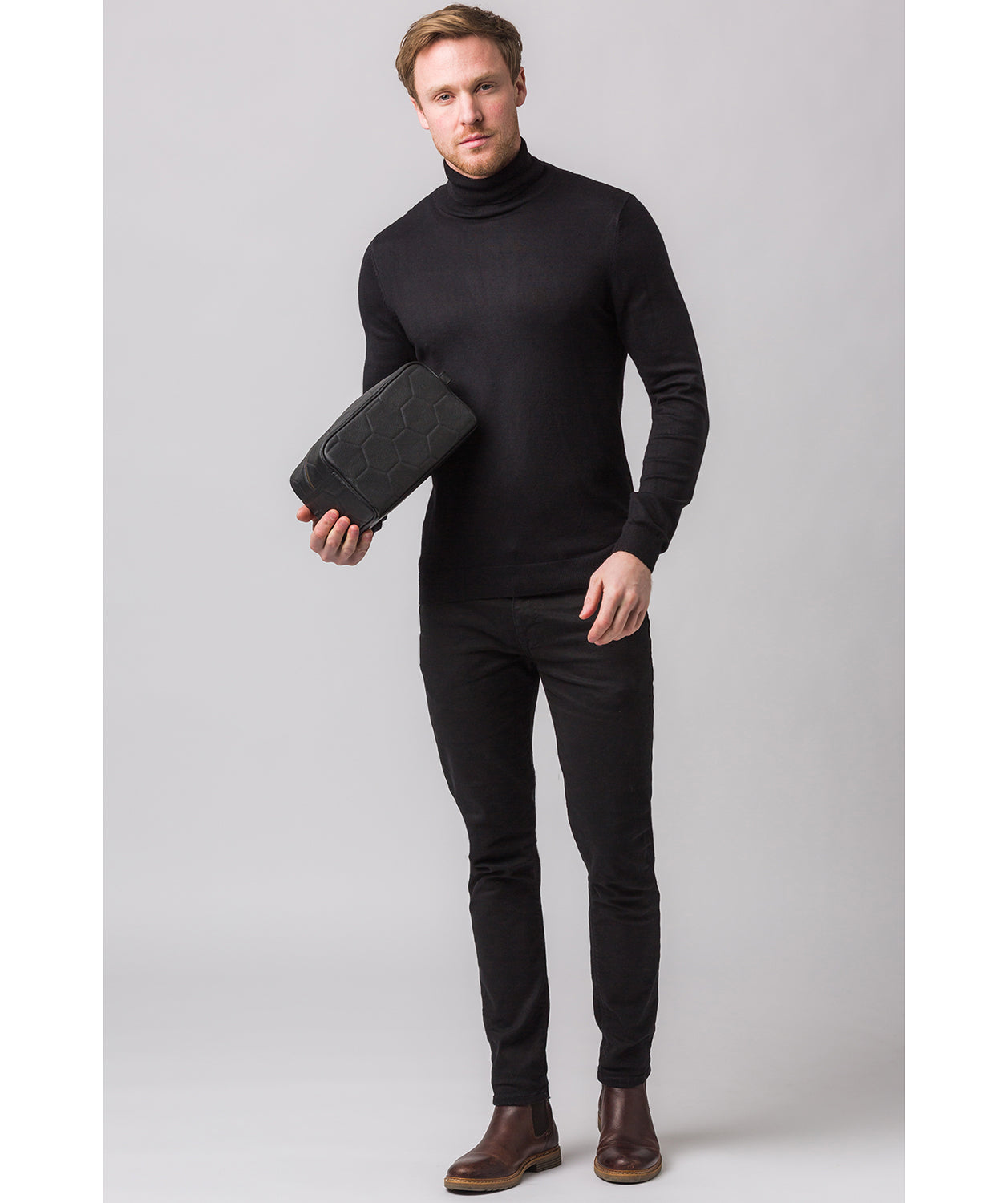 'Defender' Black Leather Washbag