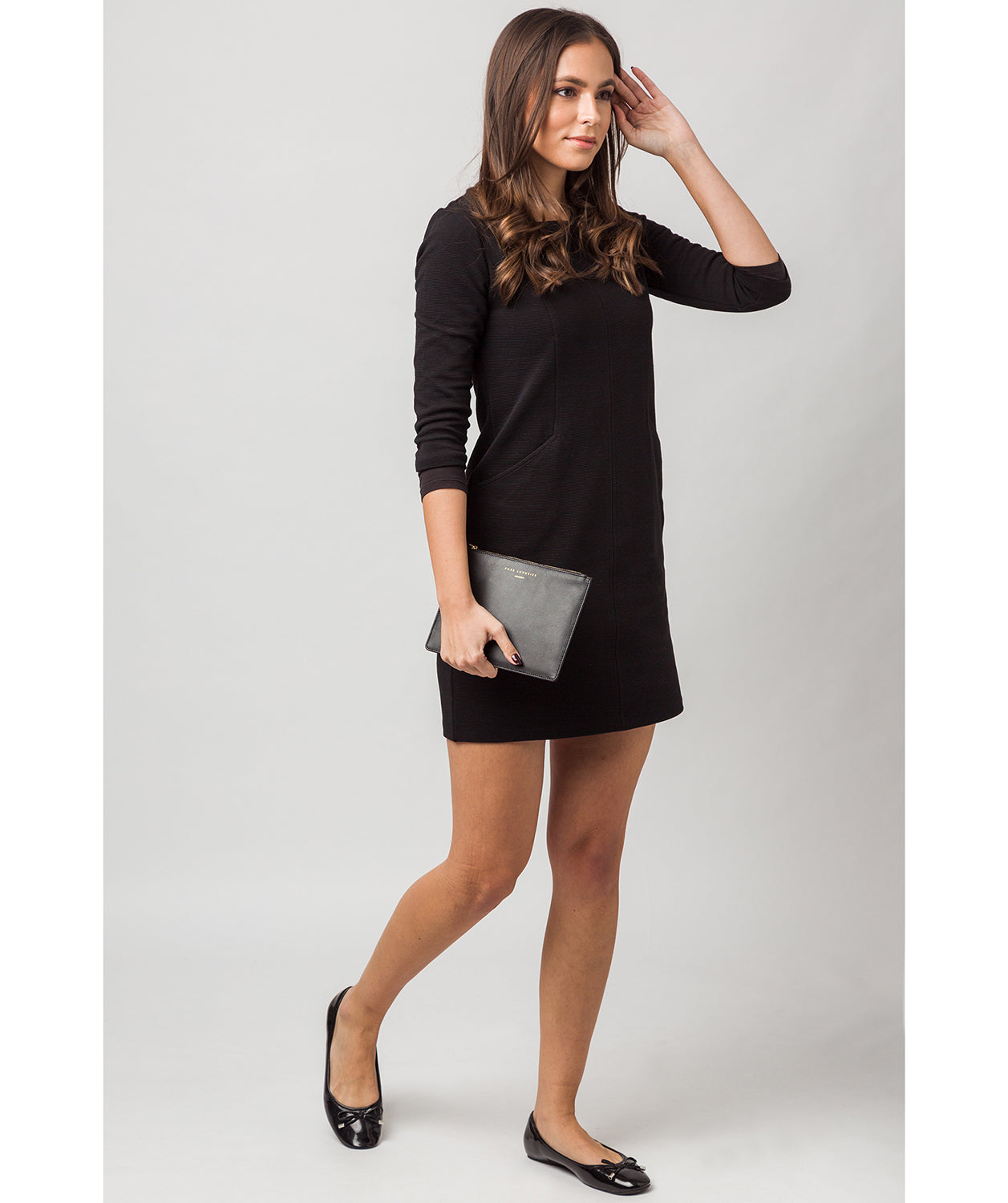 'Tadlow' Black Leather Pouch