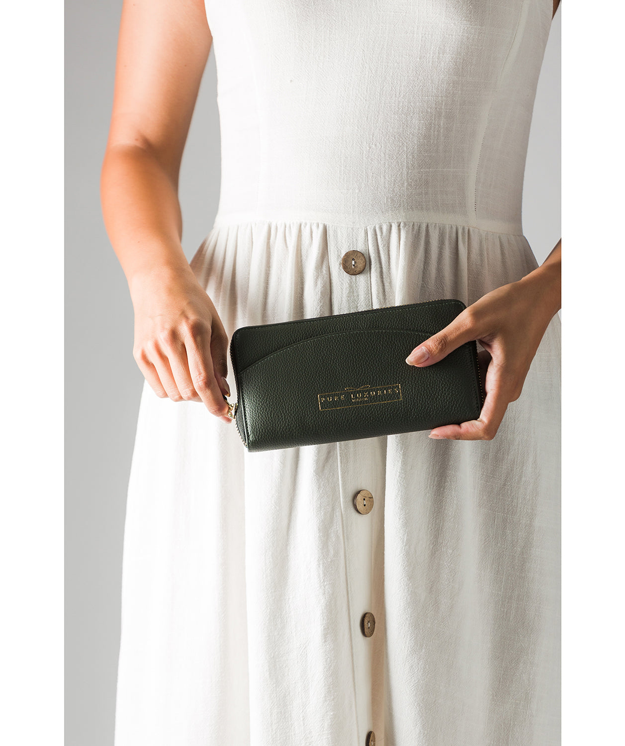 'Jenika' Hunter Green Leather Purse