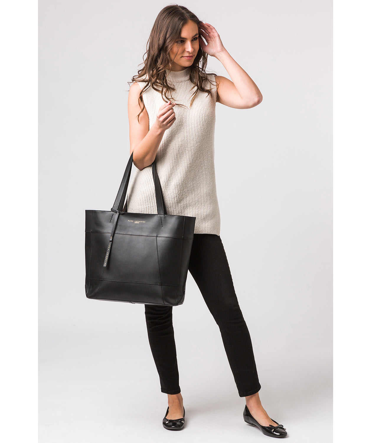 'Arundel' Jet Black Vegetable-Tanned Leather Extra-Large Shopper Bag