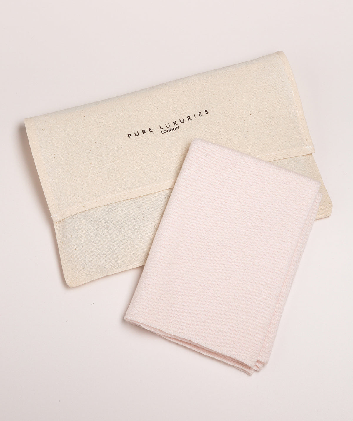 'Holker' Cream Cashmere & Merino Wool Snood