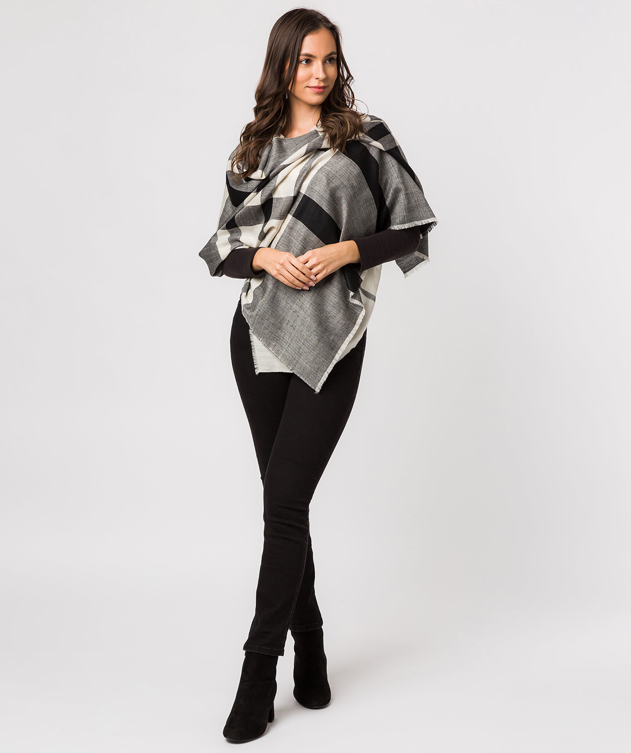 'Scale' Cashmere & Merino Wool Throw