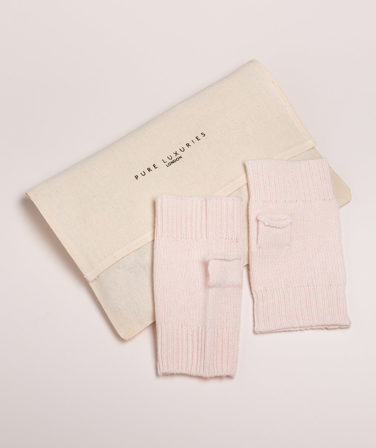 'Grange' Cream Cashmere & Merino Wool Wrist Warmers