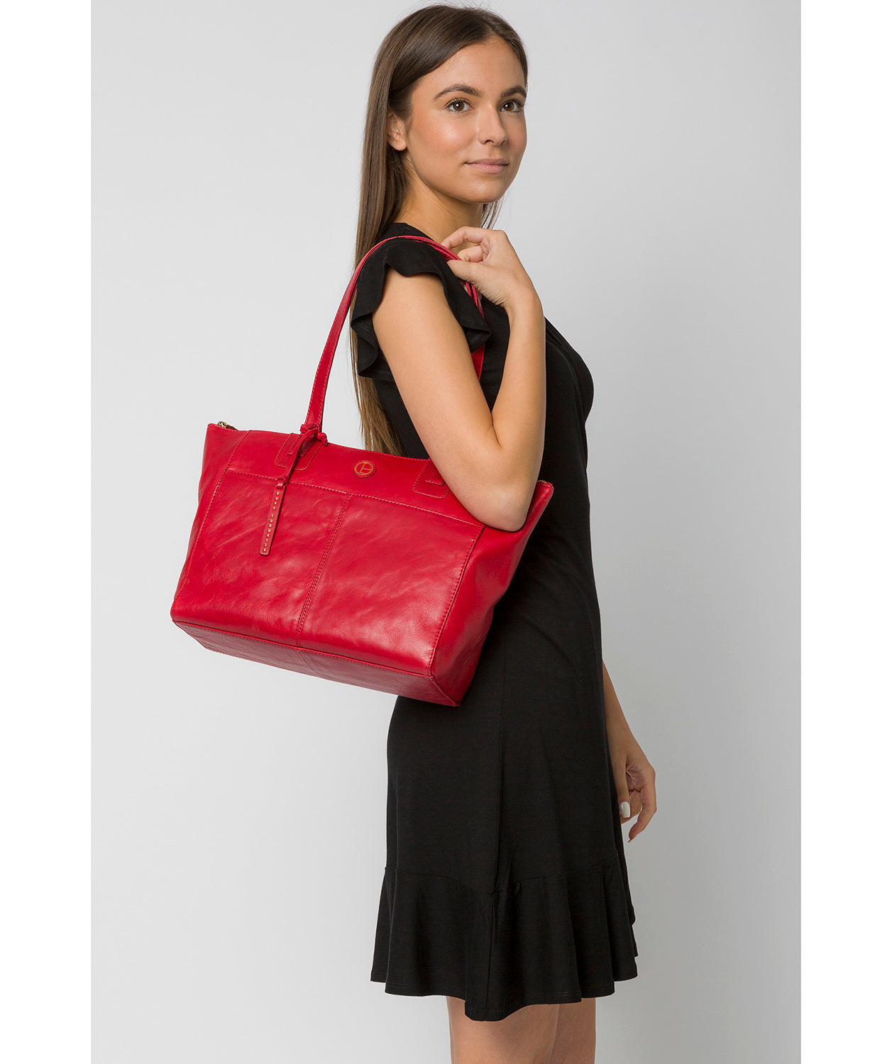 'Gwent' Vintage Red Leather Tote Bag image 2