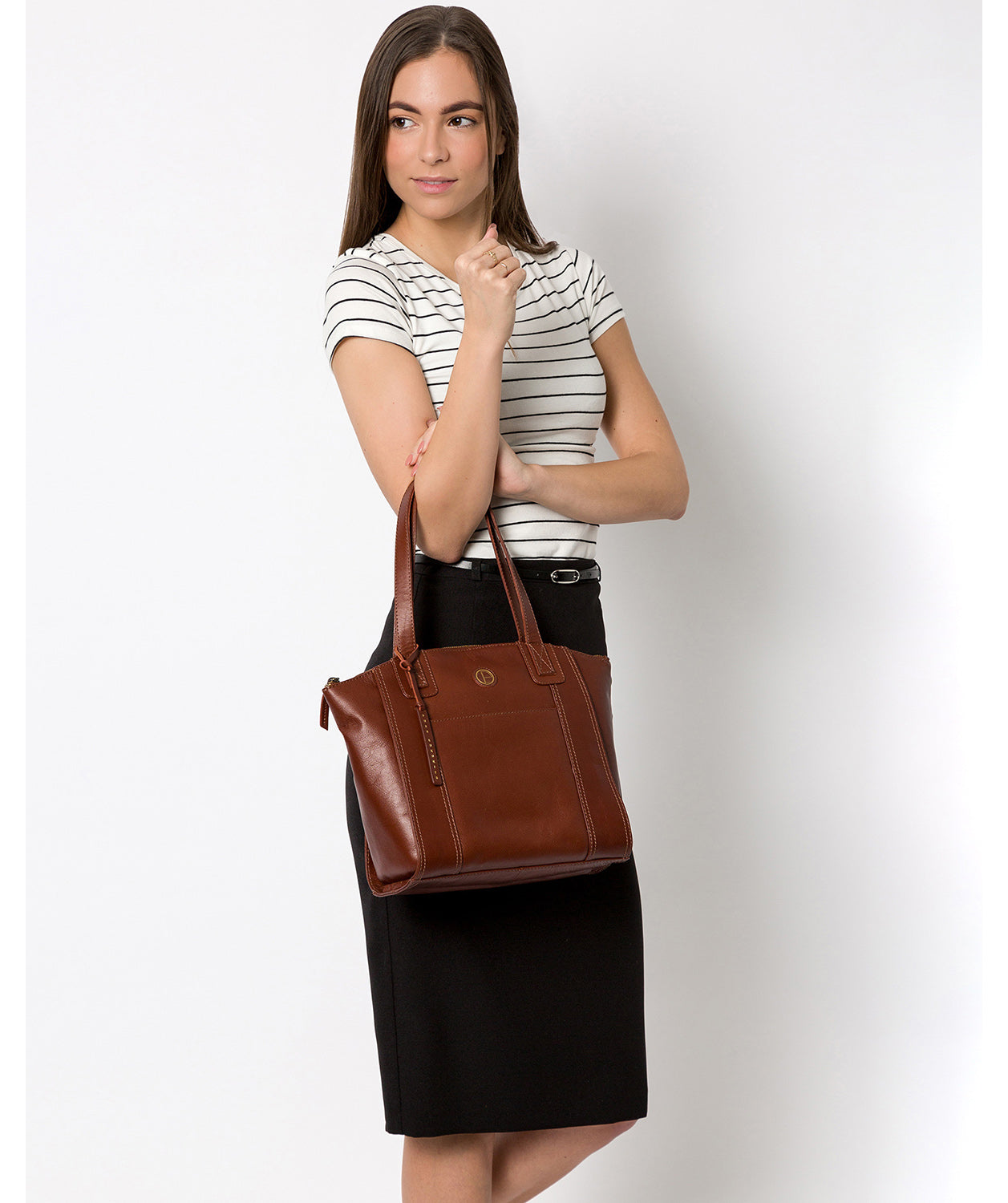 'Jura' Vintage Cognac Leather Handbag image 2