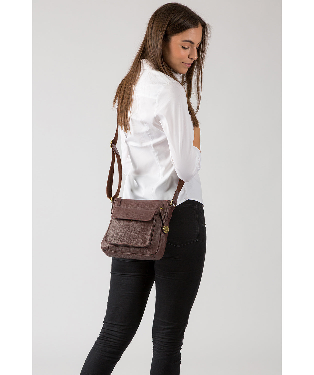 'Fleet' Auburn Leather Cross Body Bag image 2