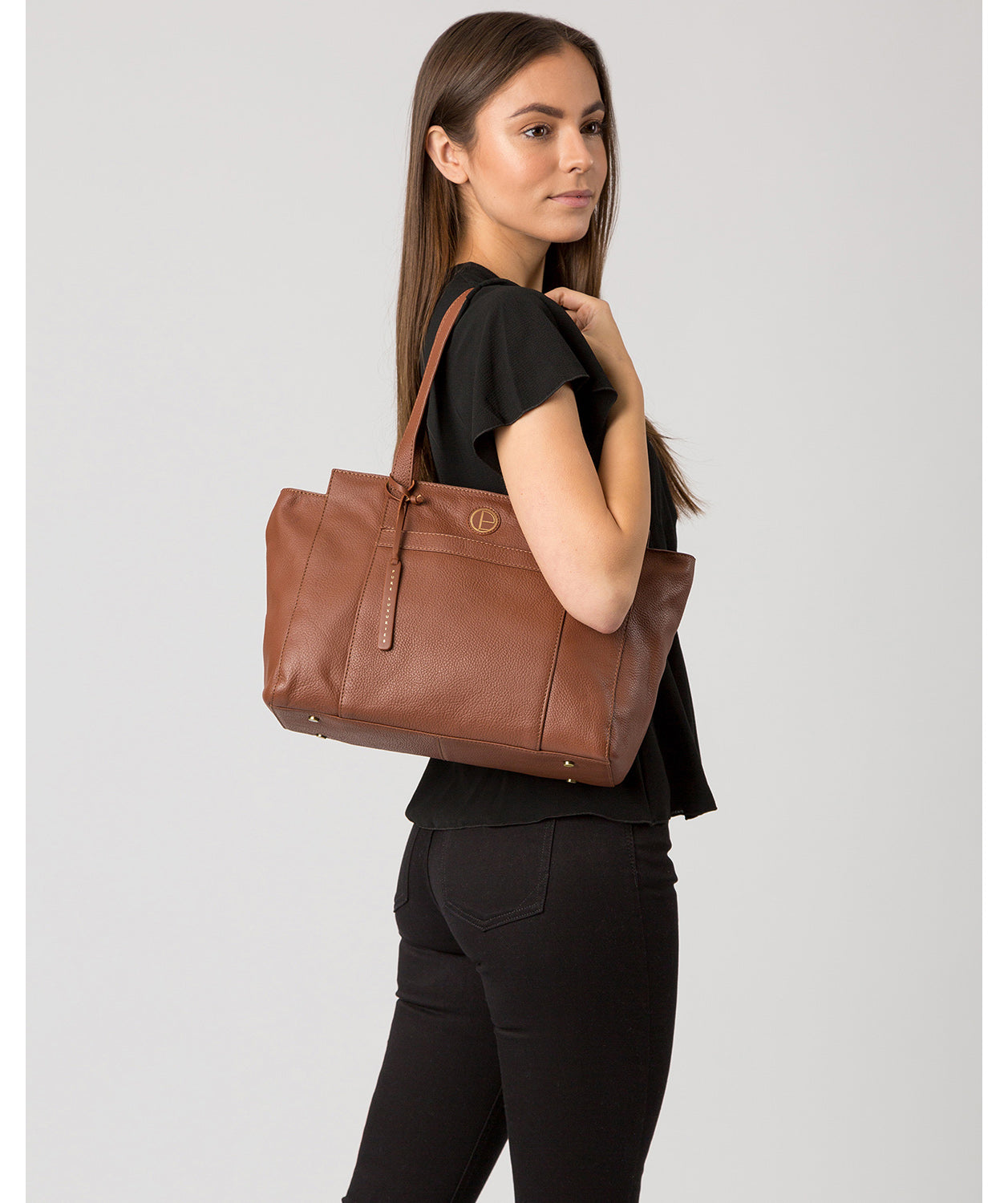 'Dusk' Dark Tan Leather Shoulder Bag image 2