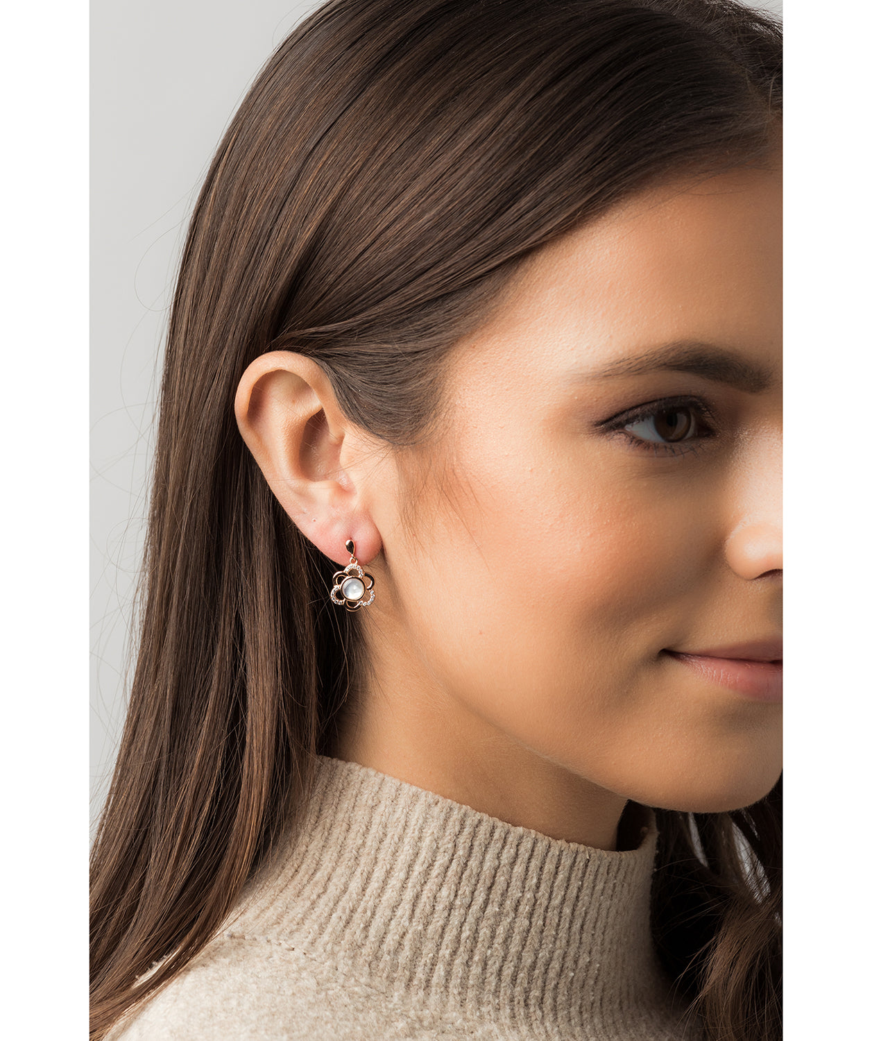 Gift Packaged 'Asquith' 18ct Rose Gold 925 Silver & Shell Pearl Sparkle Earrings