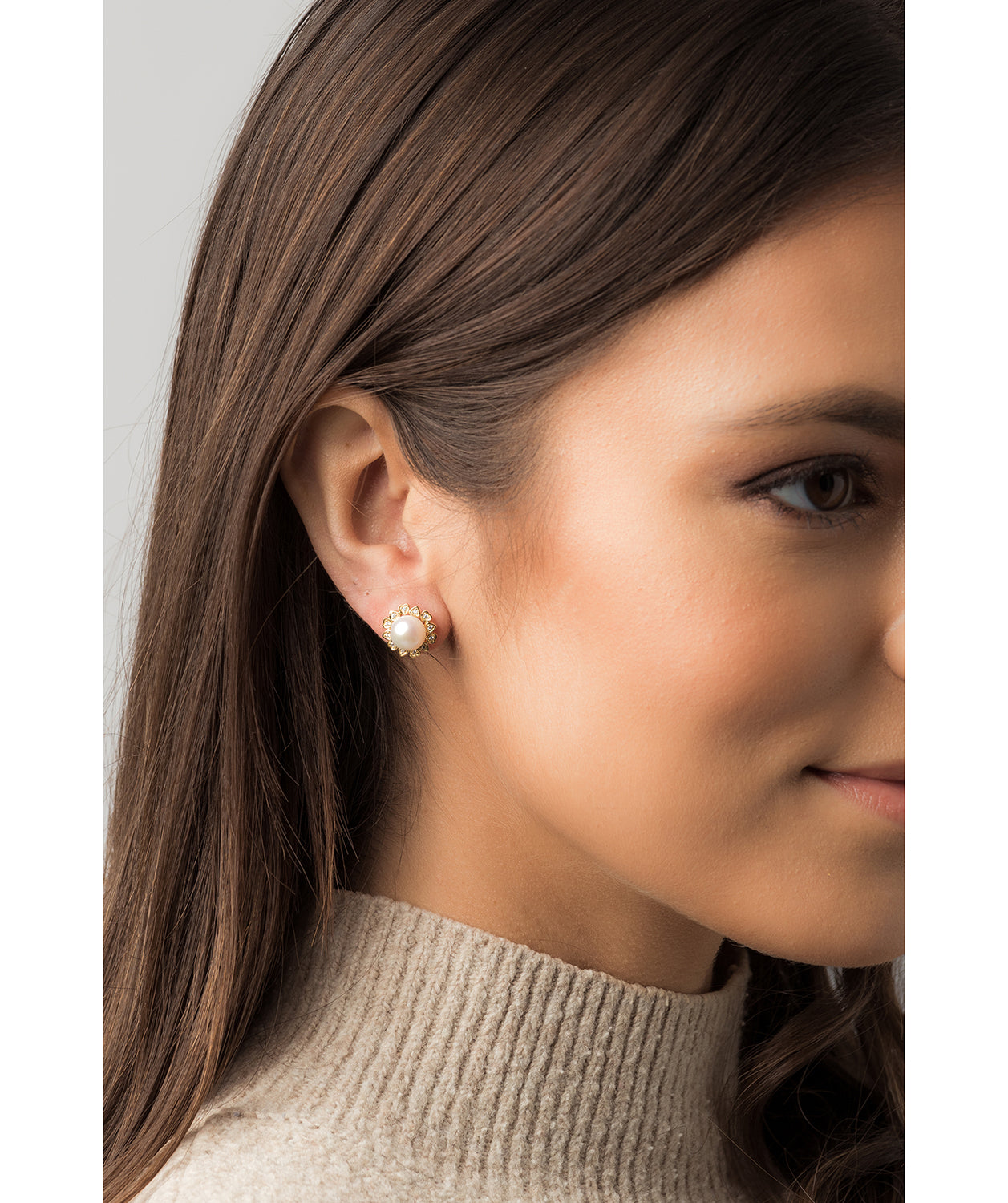 Gift Packaged 'Beaufort' 18ct Yellow Gold Plated 925 Silver Freshwater Pearl Sparkle Earrings