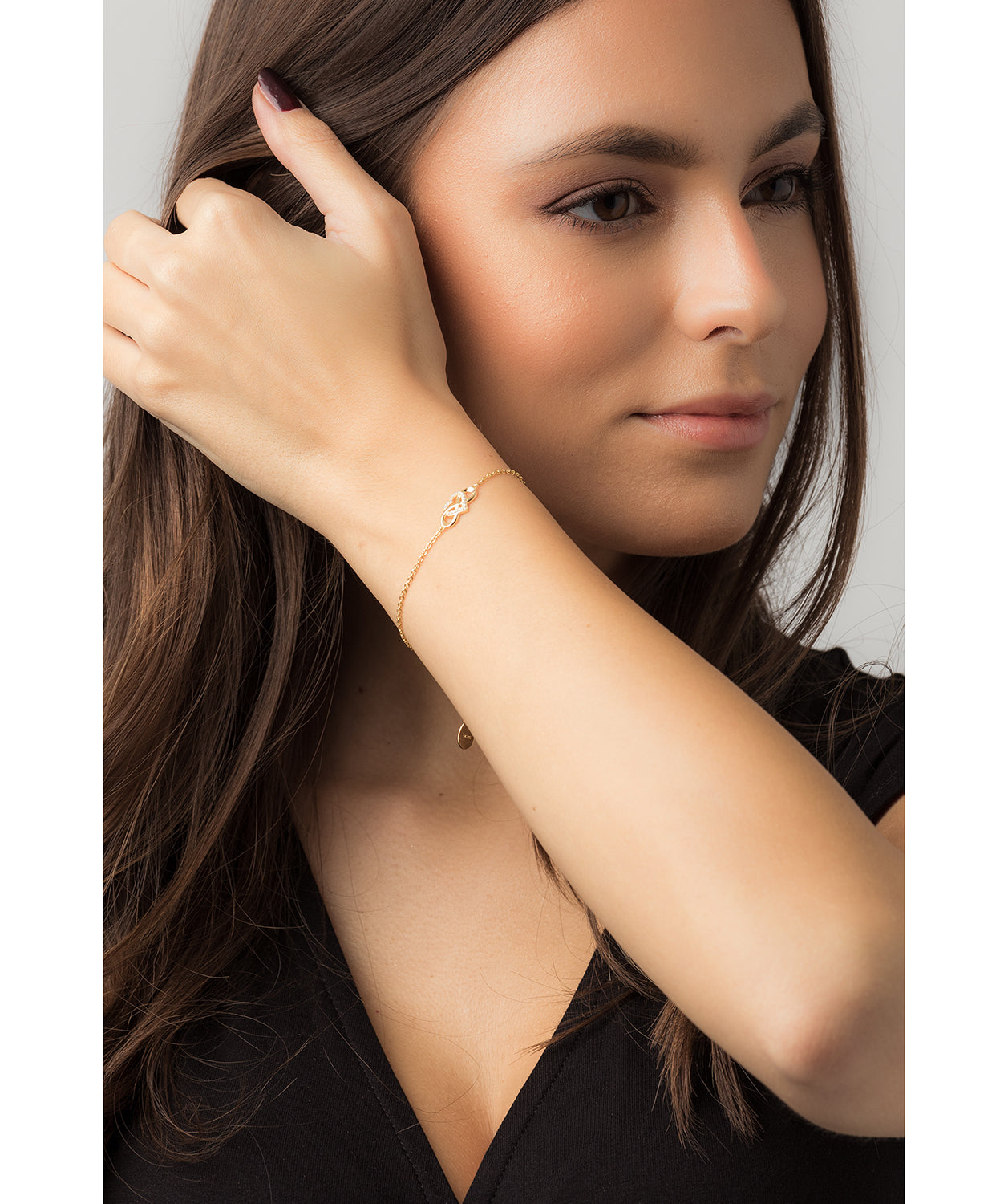 Gift Packaged 'Graff' 18ct Yellow Gold Plated 925 Silver Heart Knot Bracelet