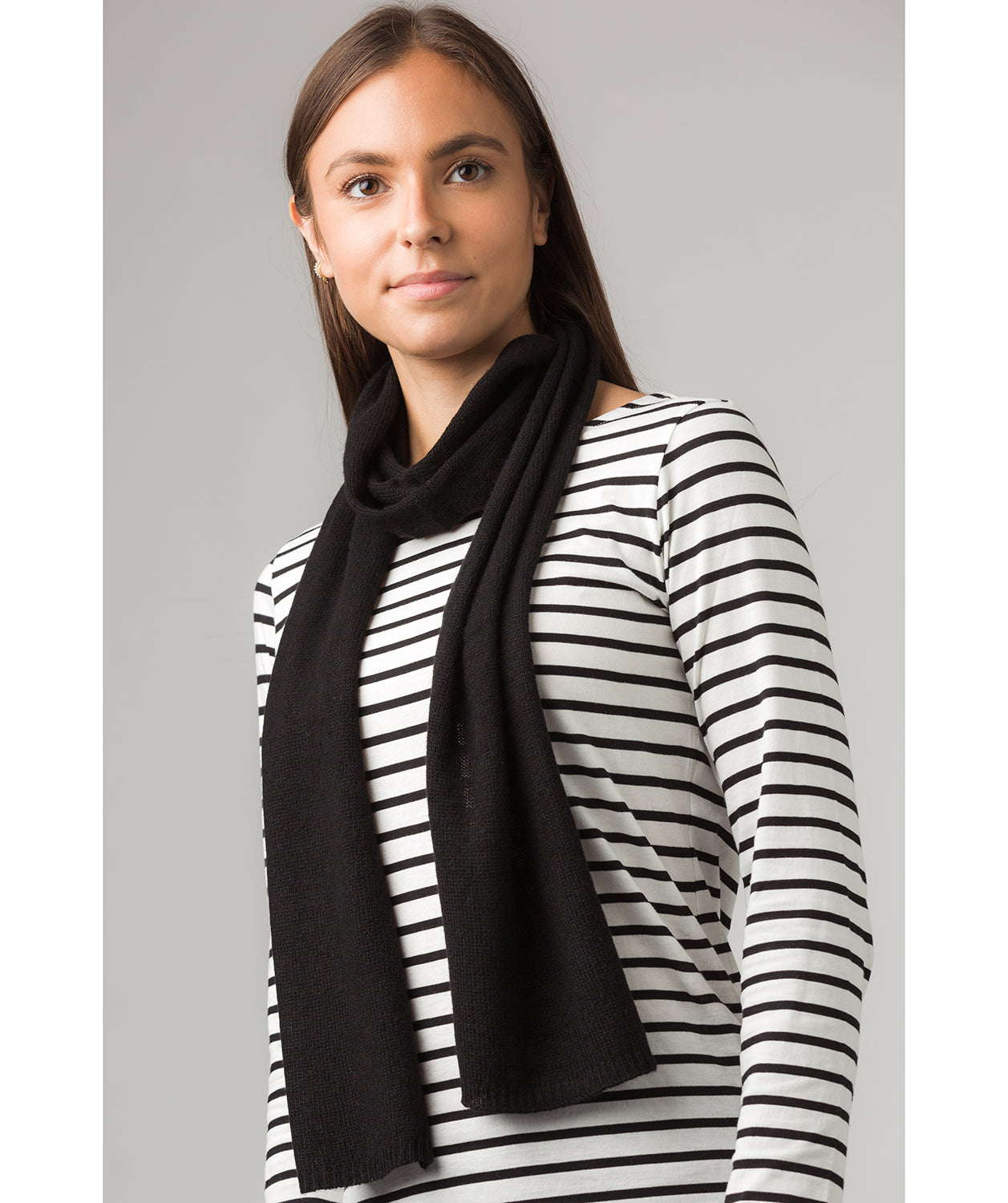 'Cambridge' Black 100% Cashmere Scarf