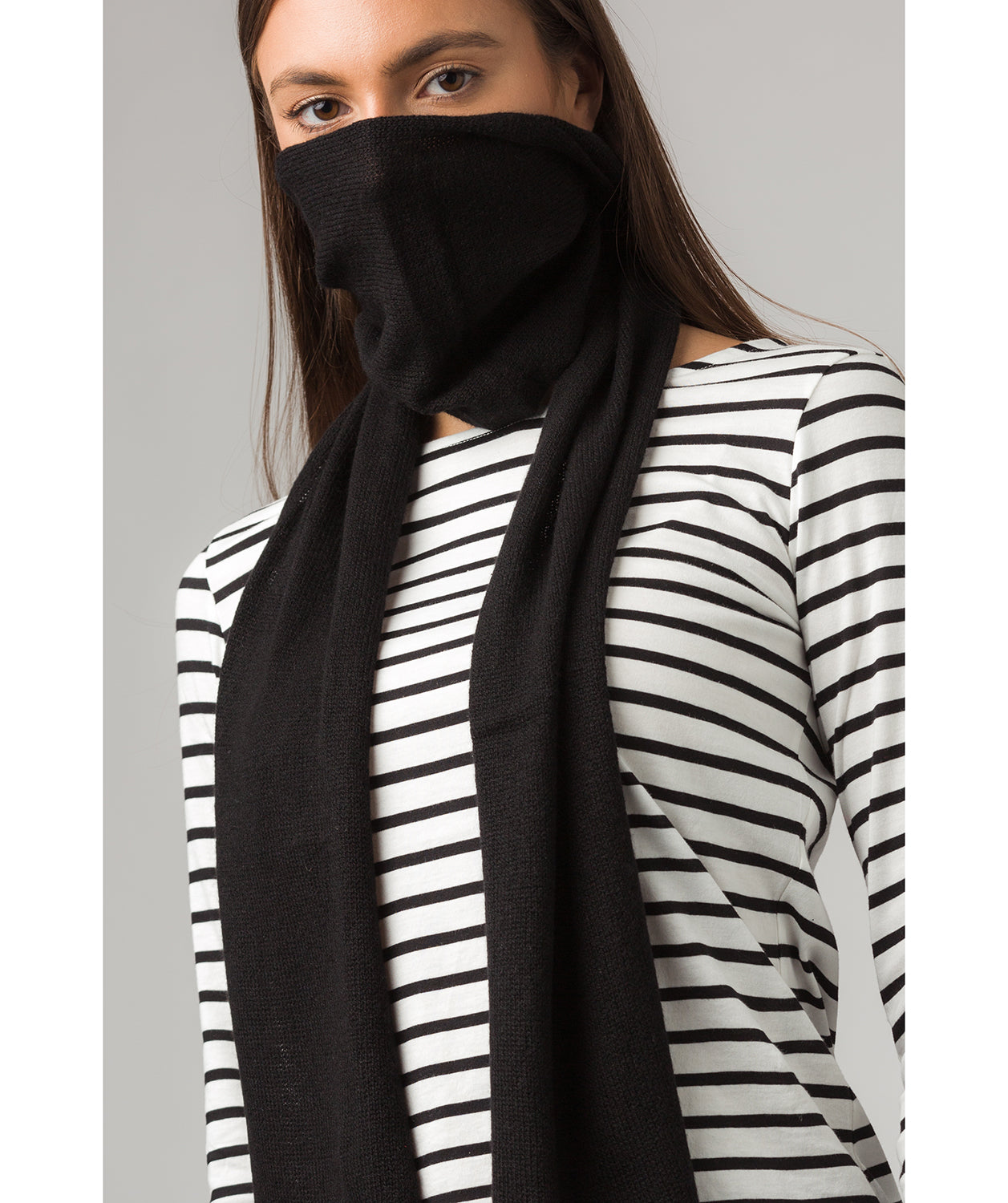 'Cambridge' Black 100% Cashmere Scarf