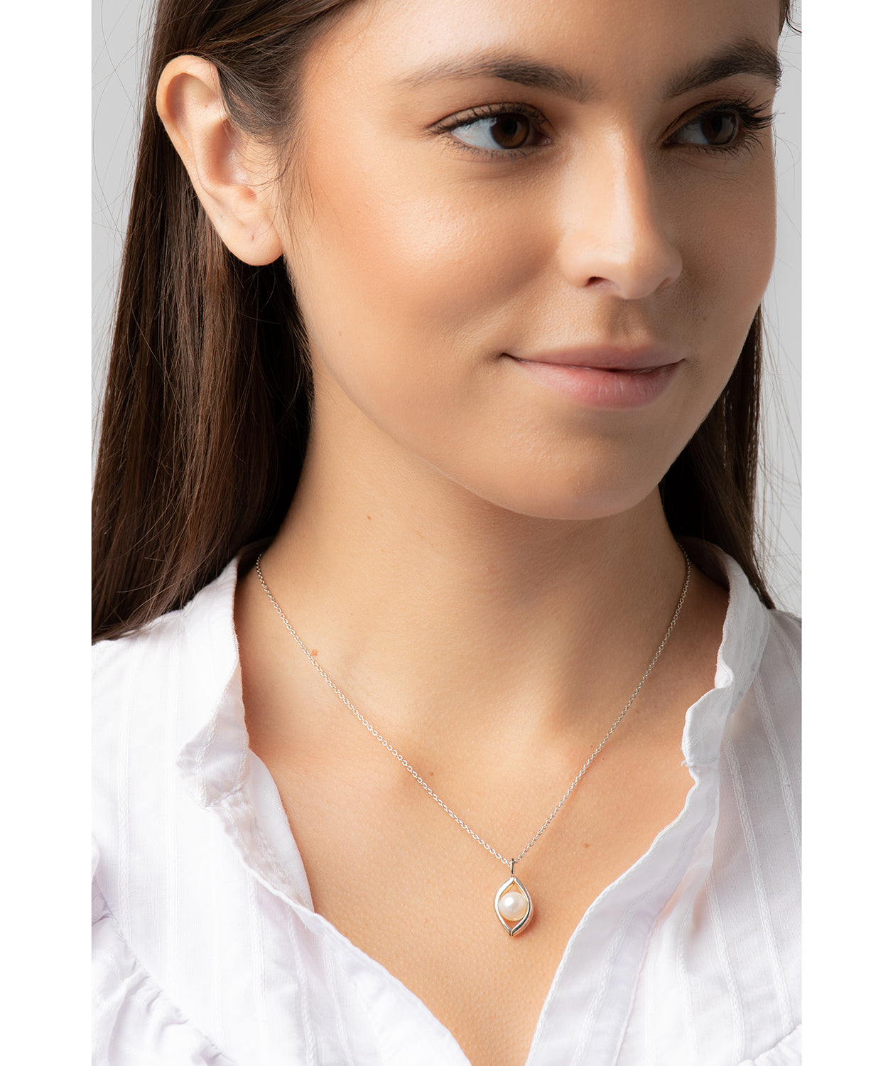 Gift Packaged 'Jensen' Sterling Silver Teardrop Freshwater Pearl Necklace