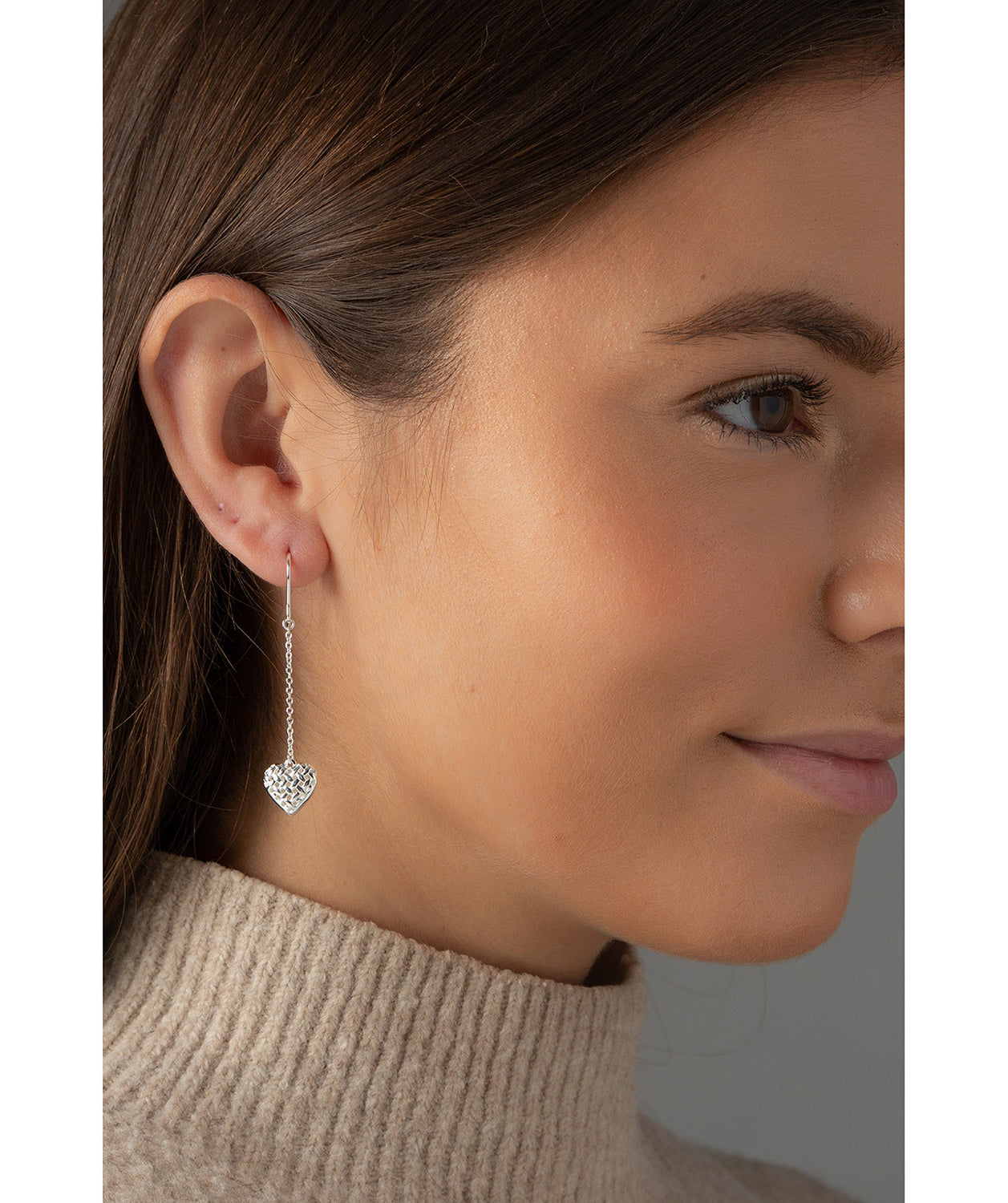 'Quintia' Sterling Silver Woven Heart Earrings image 2