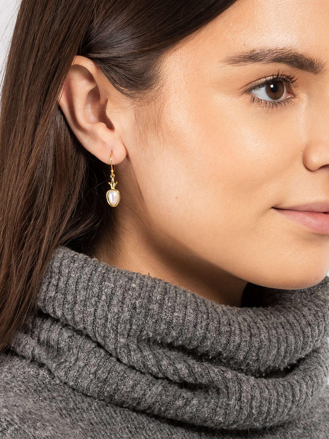 Gift Packaged 'Hailey' 18ct Yellow Gold Plated 925 Silver & Freshwater Pearl Drop Earrings